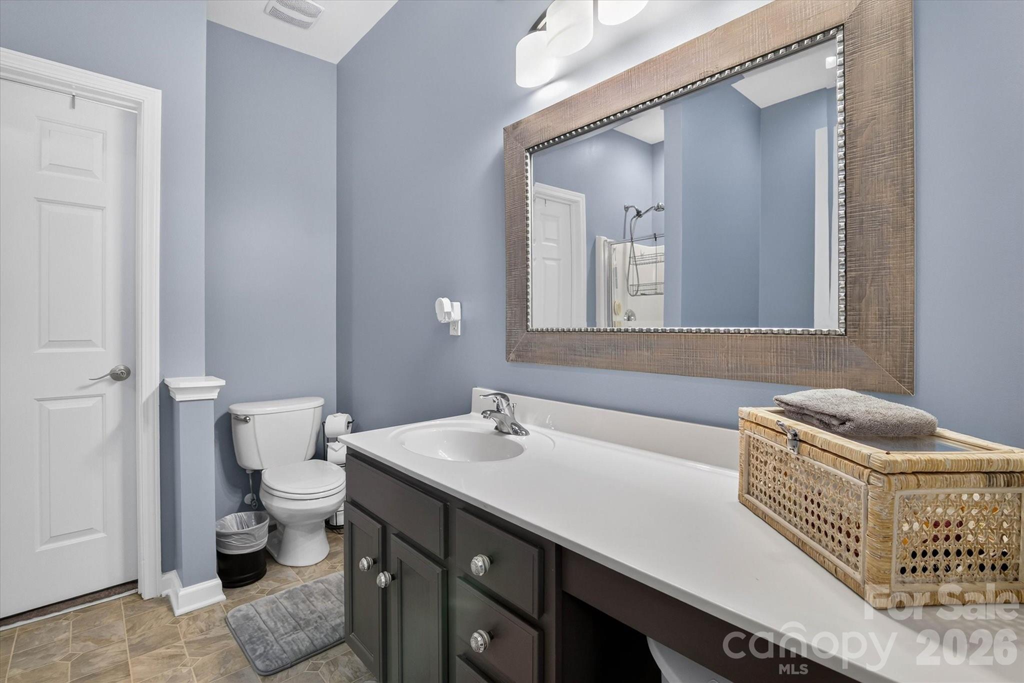 624 Bayou Circle — Clover