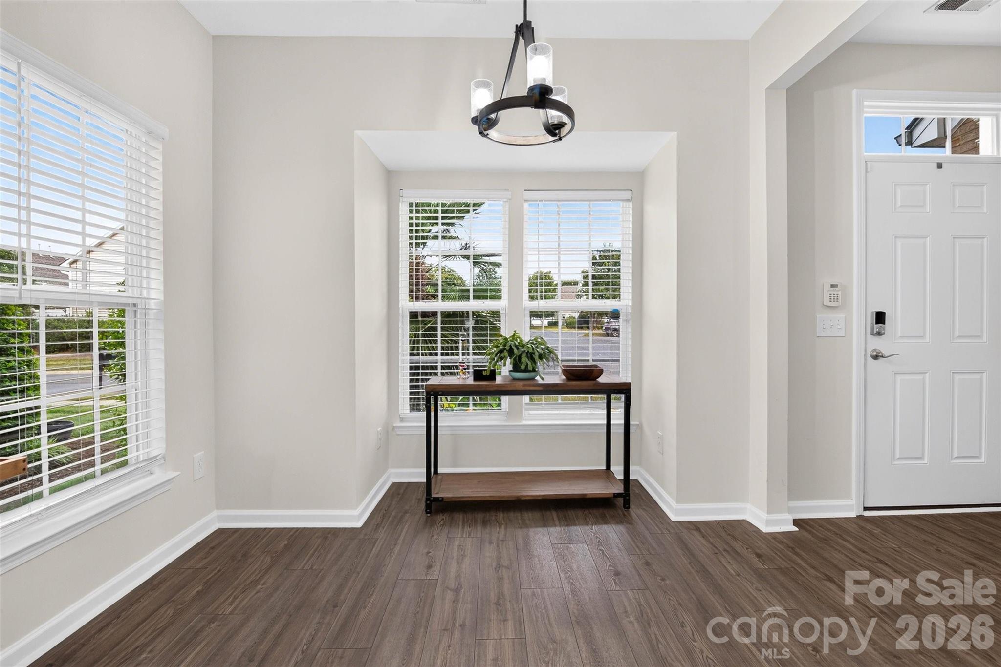 624 Bayou Circle — Clover
