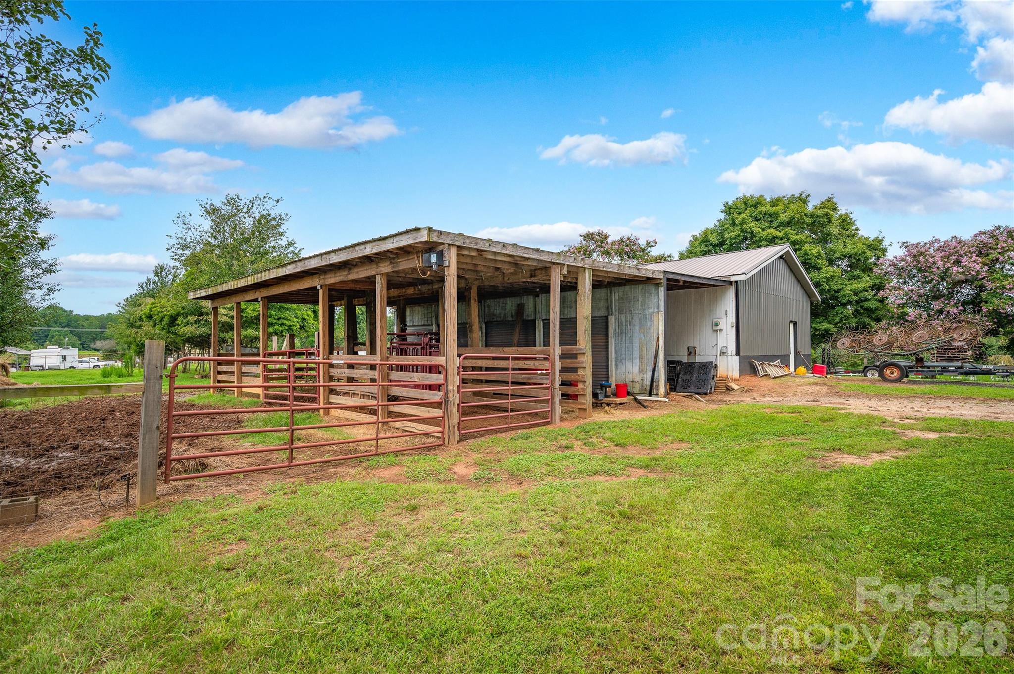 433 Mock Mill Road — Statesville