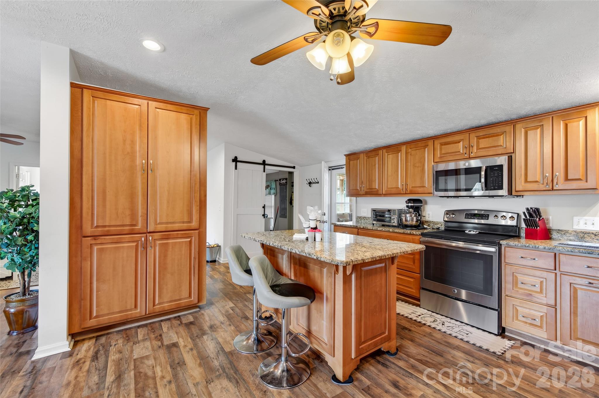 433 Mock Mill Road — Statesville