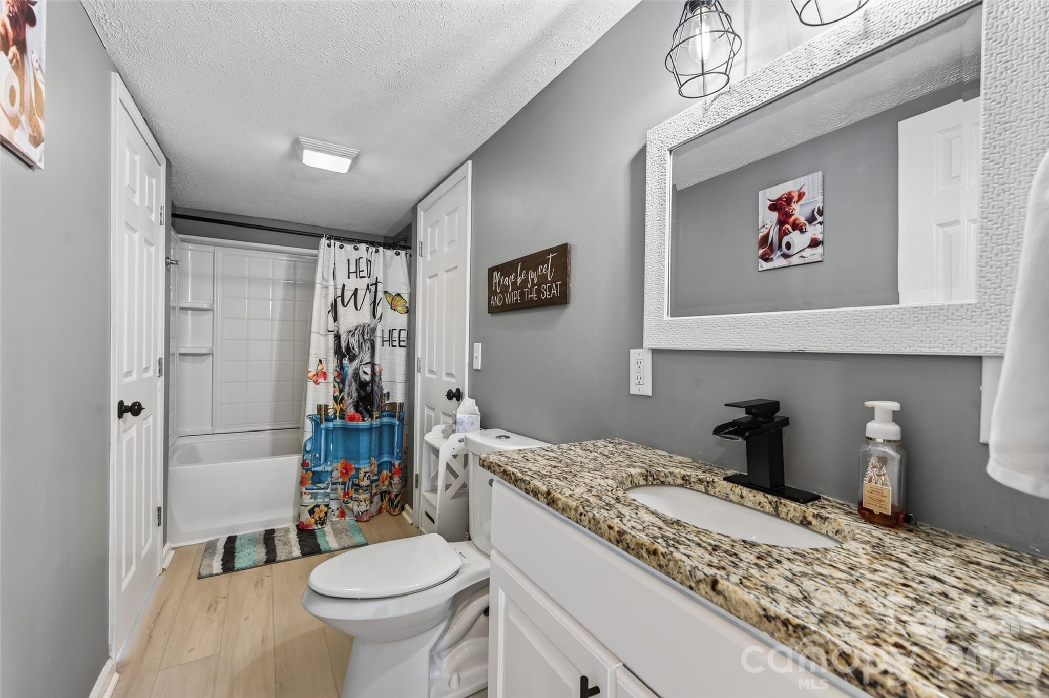 433 Mock Mill Road — Statesville