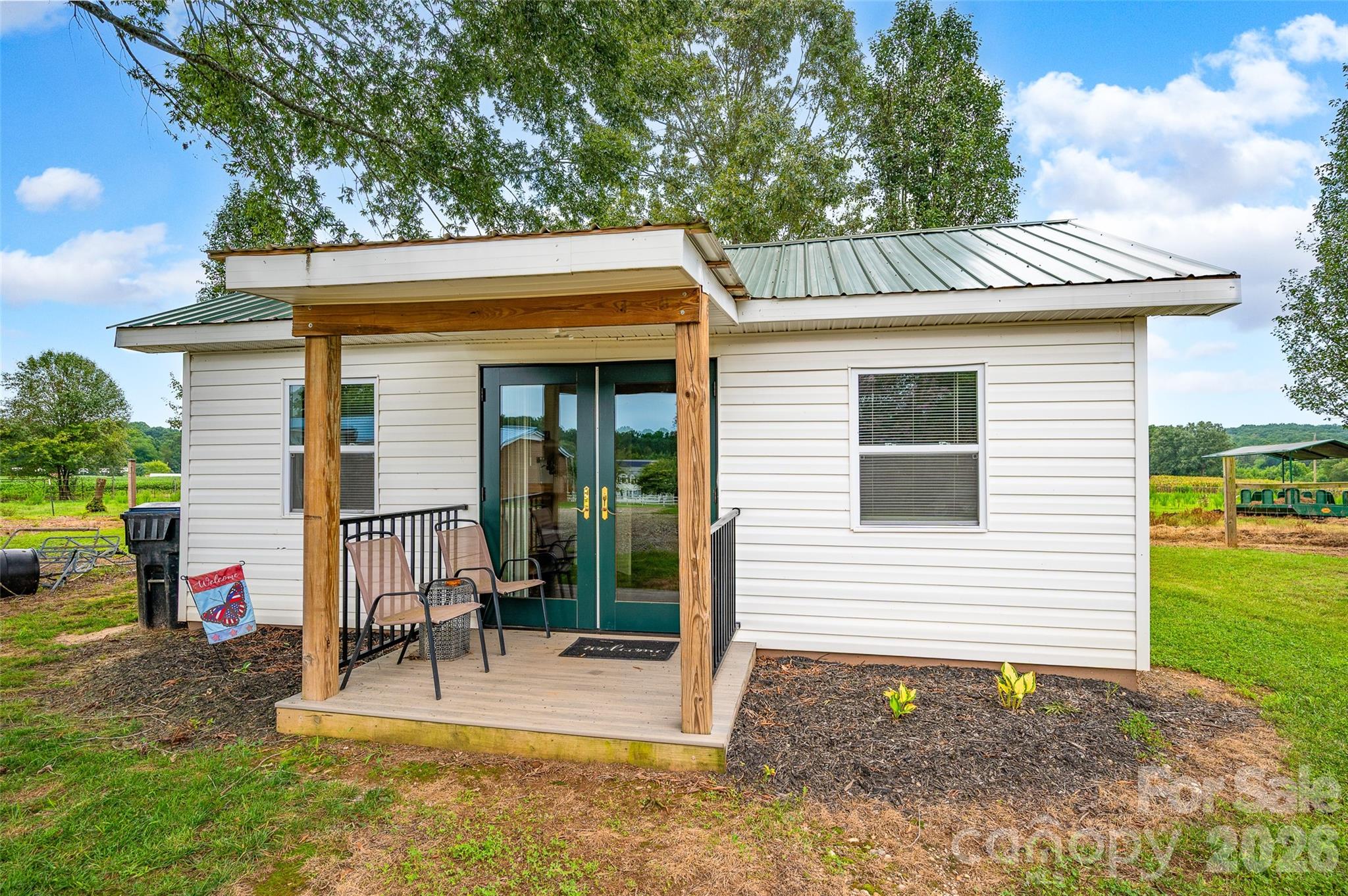 433 Mock Mill Road — Statesville