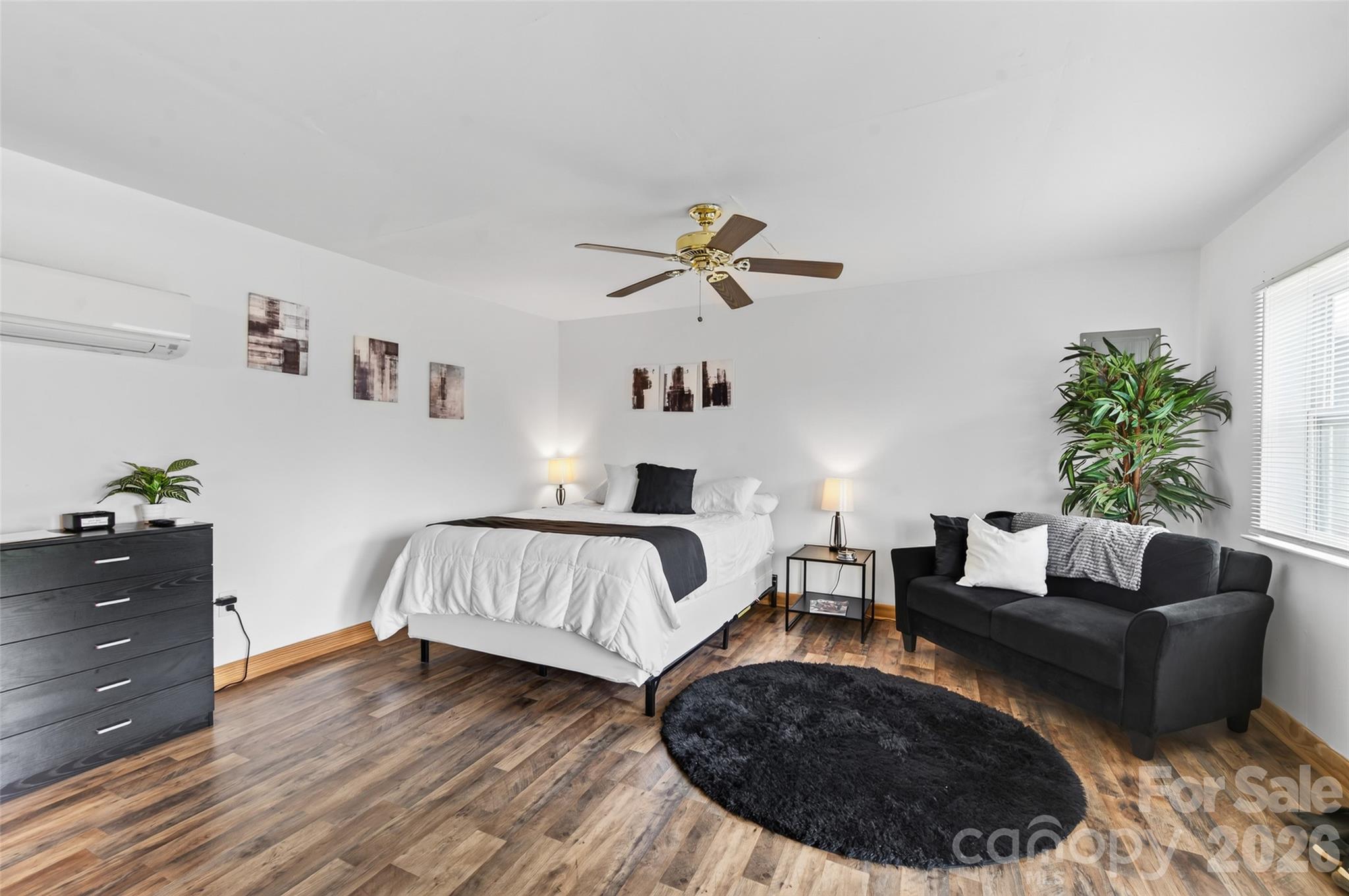 433 Mock Mill Road — Statesville
