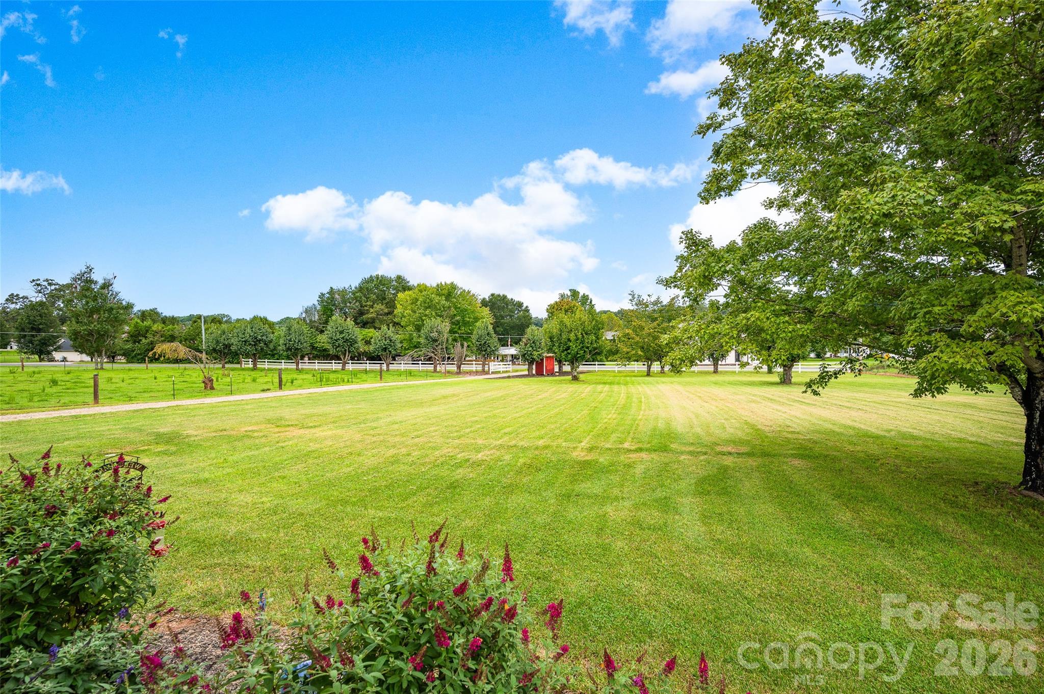 433 Mock Mill Road — Statesville
