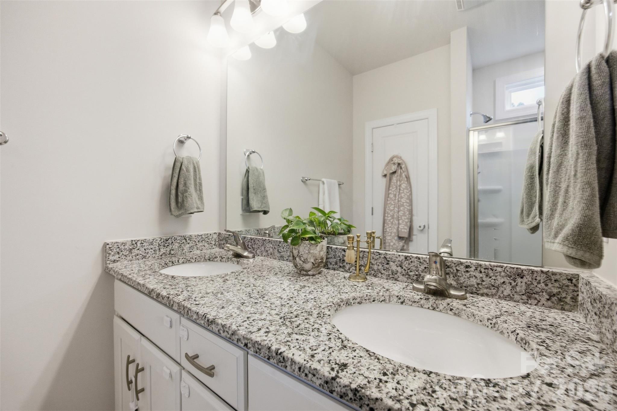 3177 Yosemite Drive — Gastonia