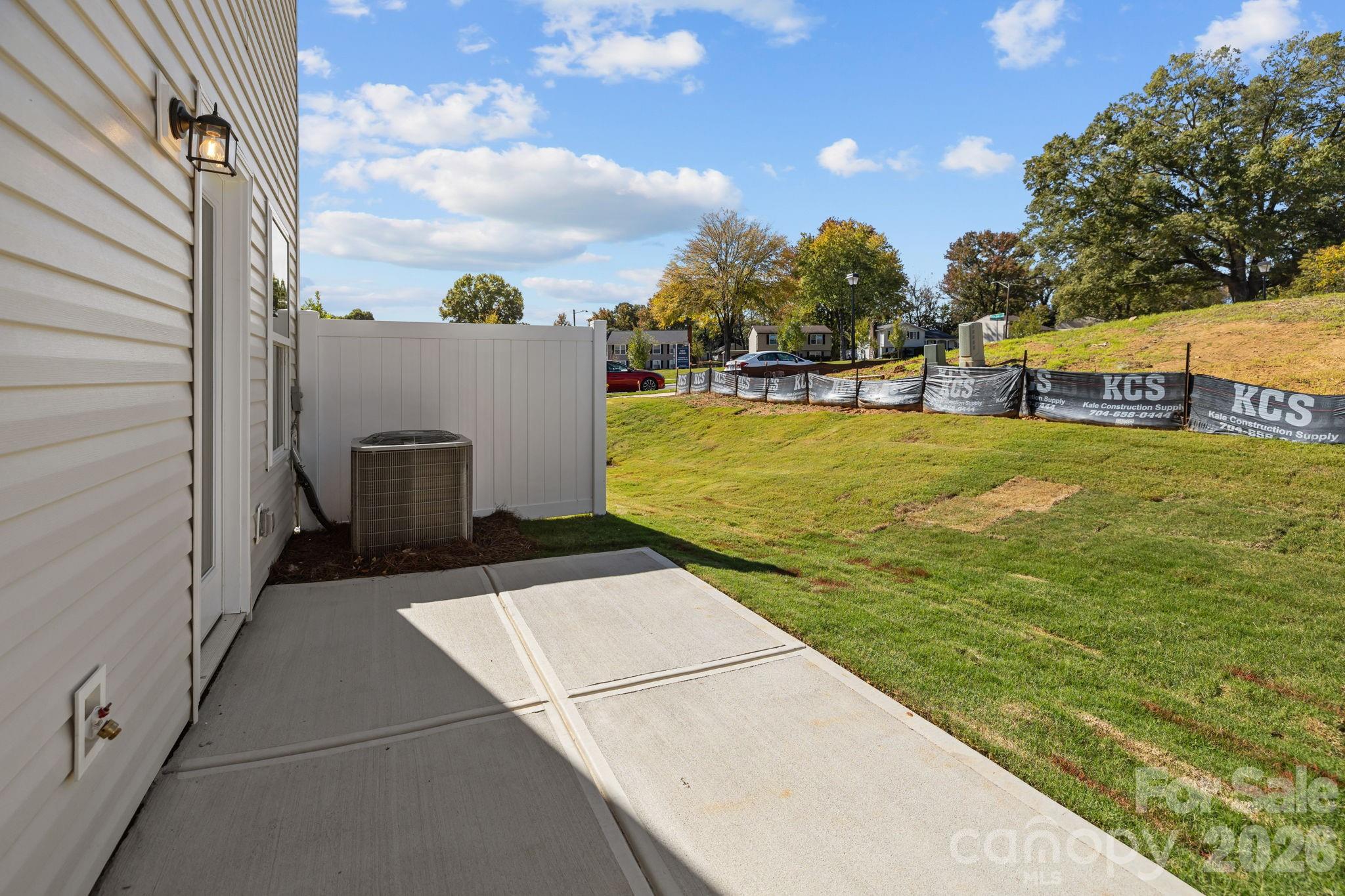4611 Green Drake Drive — Charlotte