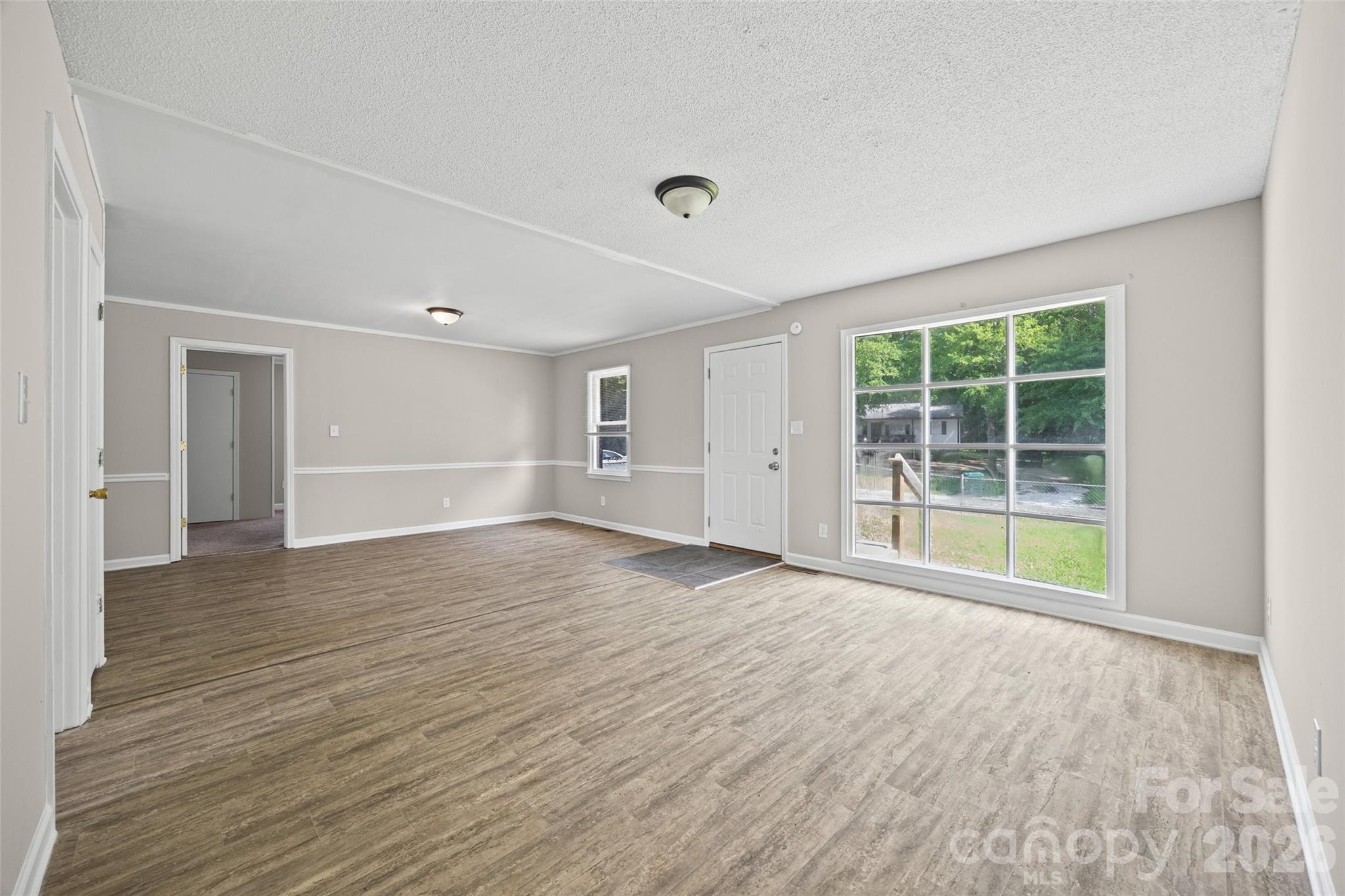 195 Moda Road — Blacksburg