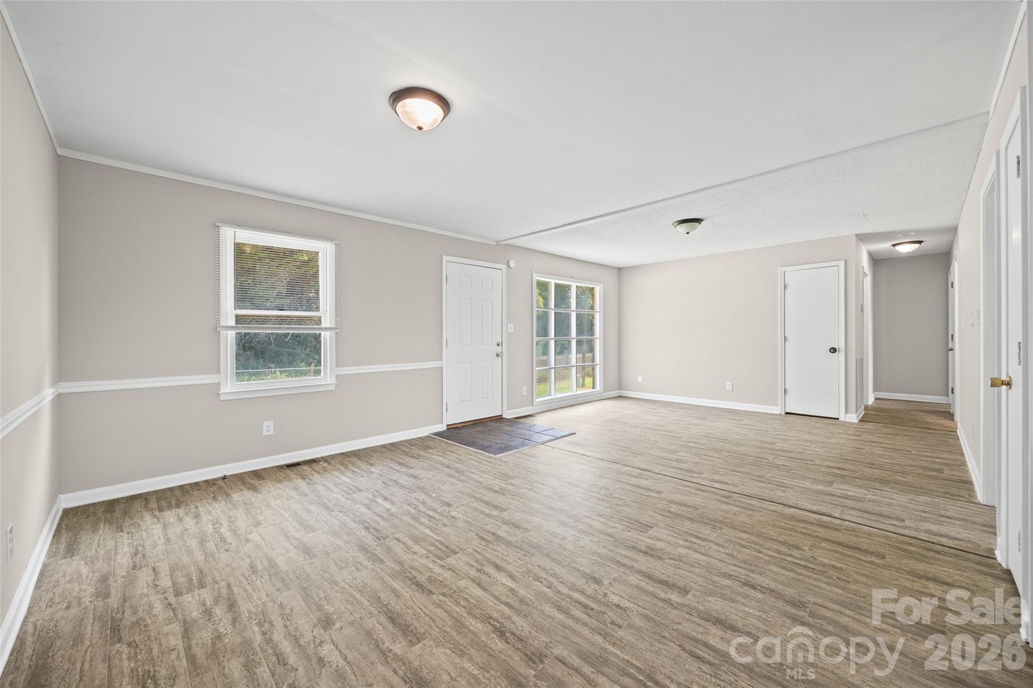 195 Moda Road — Blacksburg