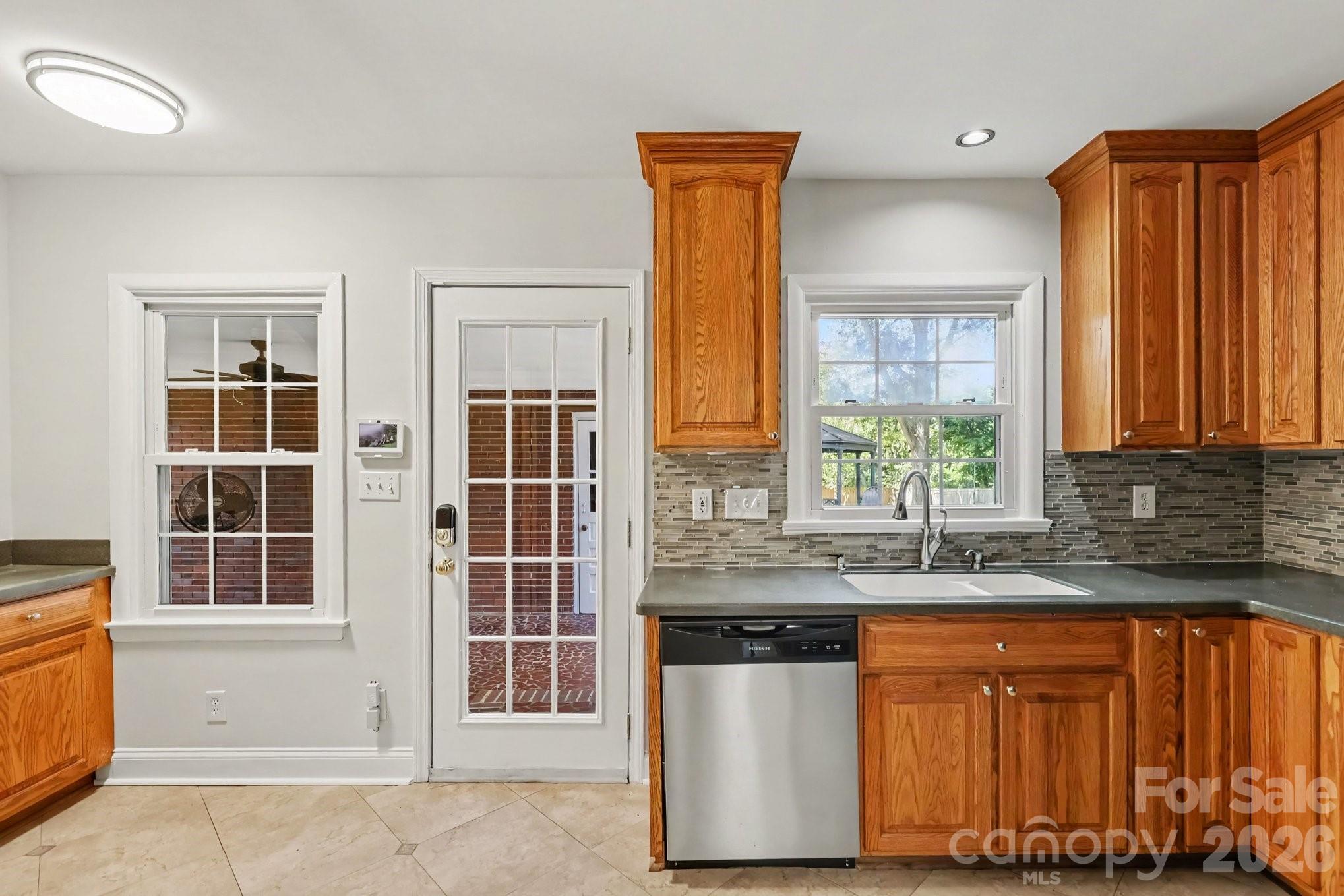 3846 Barclay Downs Drive — Charlotte