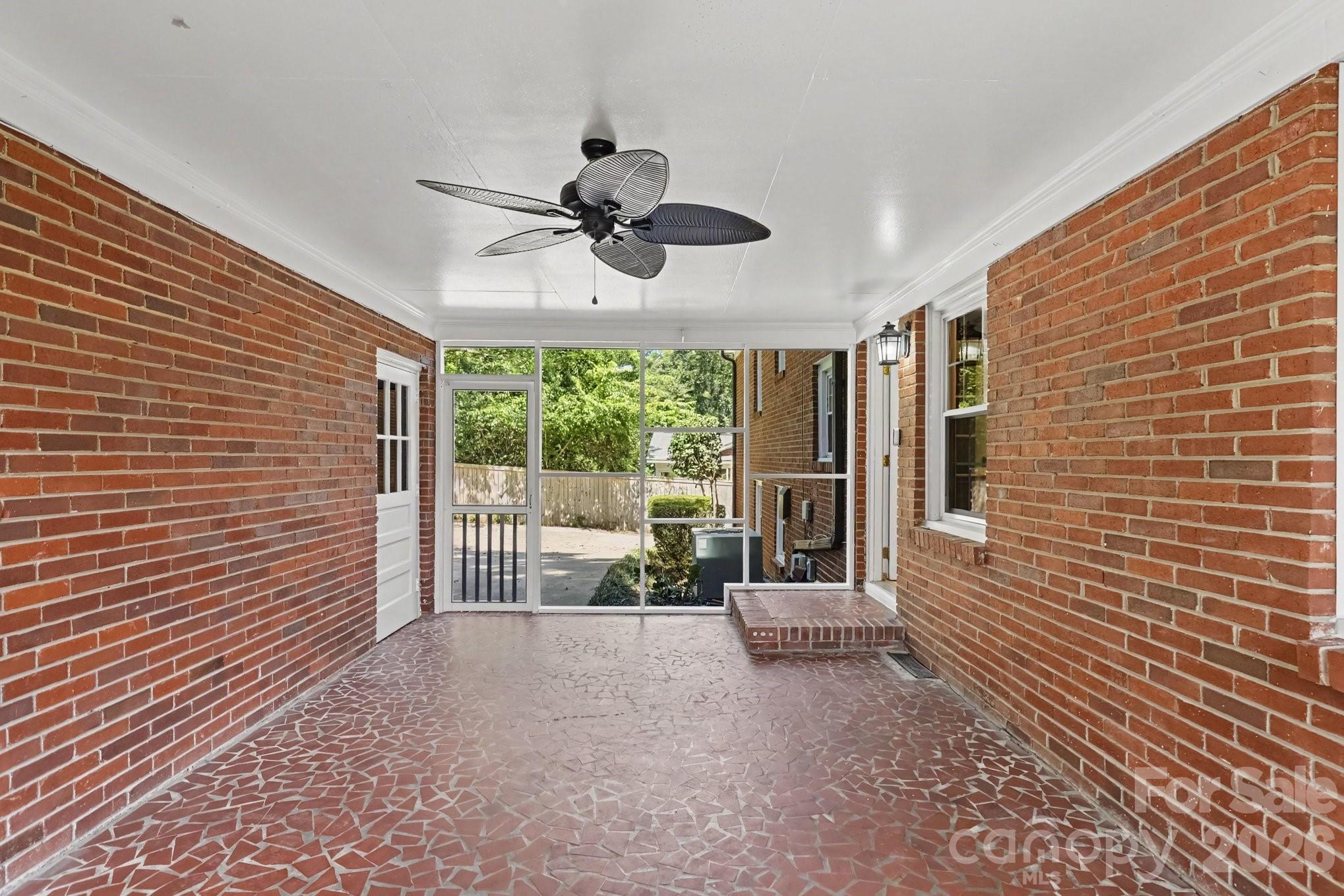 3846 Barclay Downs Drive — Charlotte