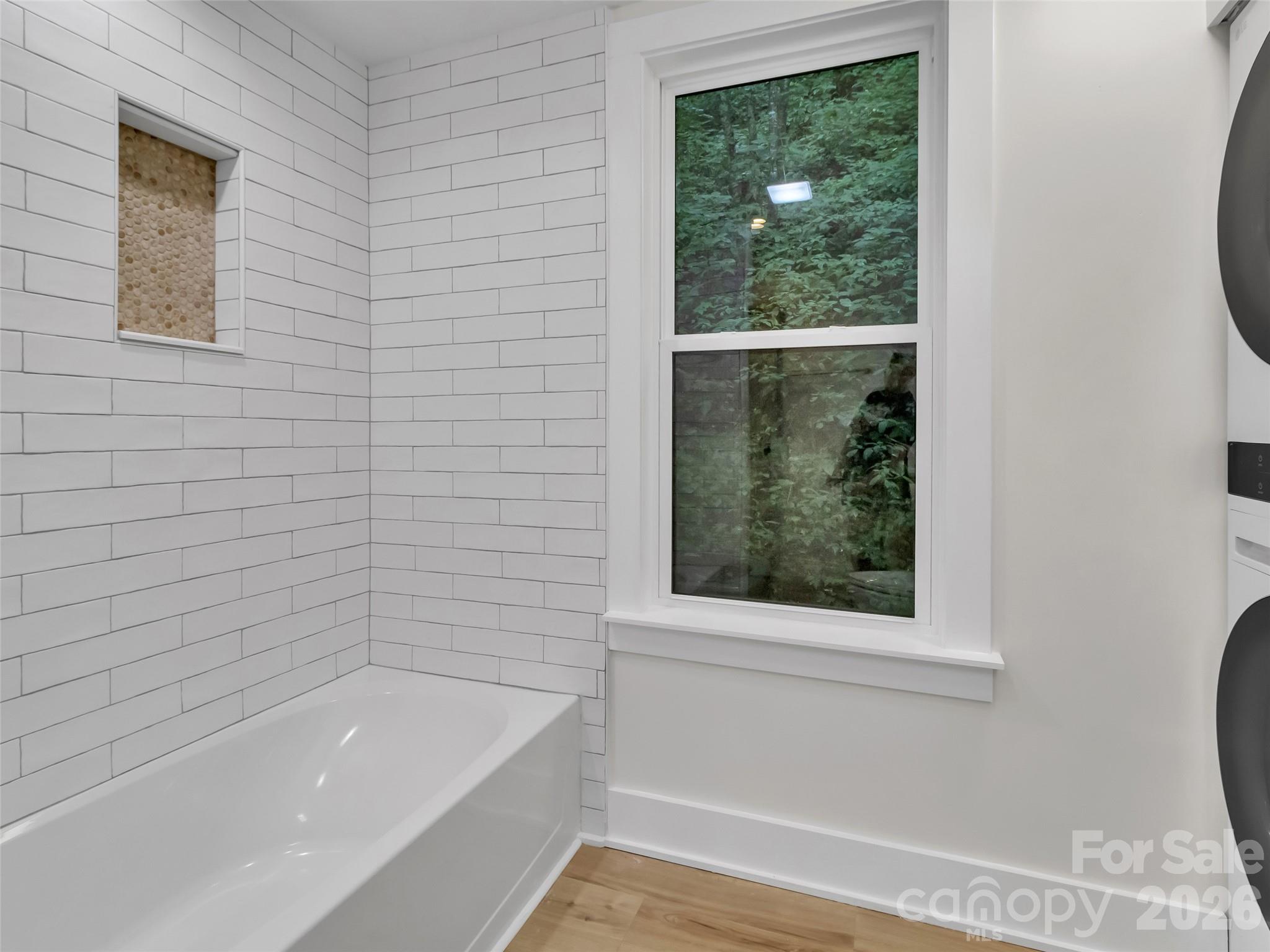 1551 Apple Creek Road — Waynesville