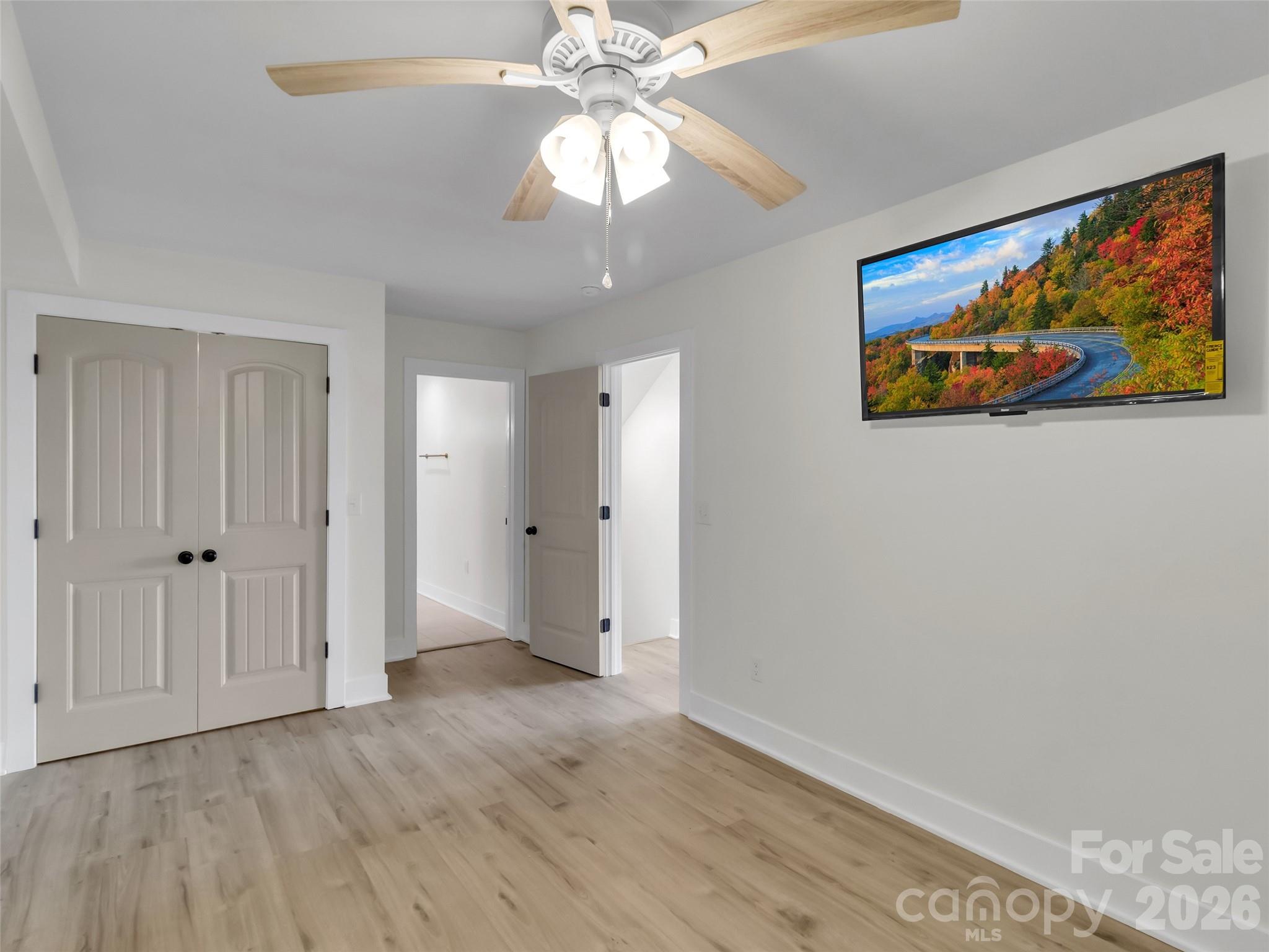 1551 Apple Creek Road — Waynesville