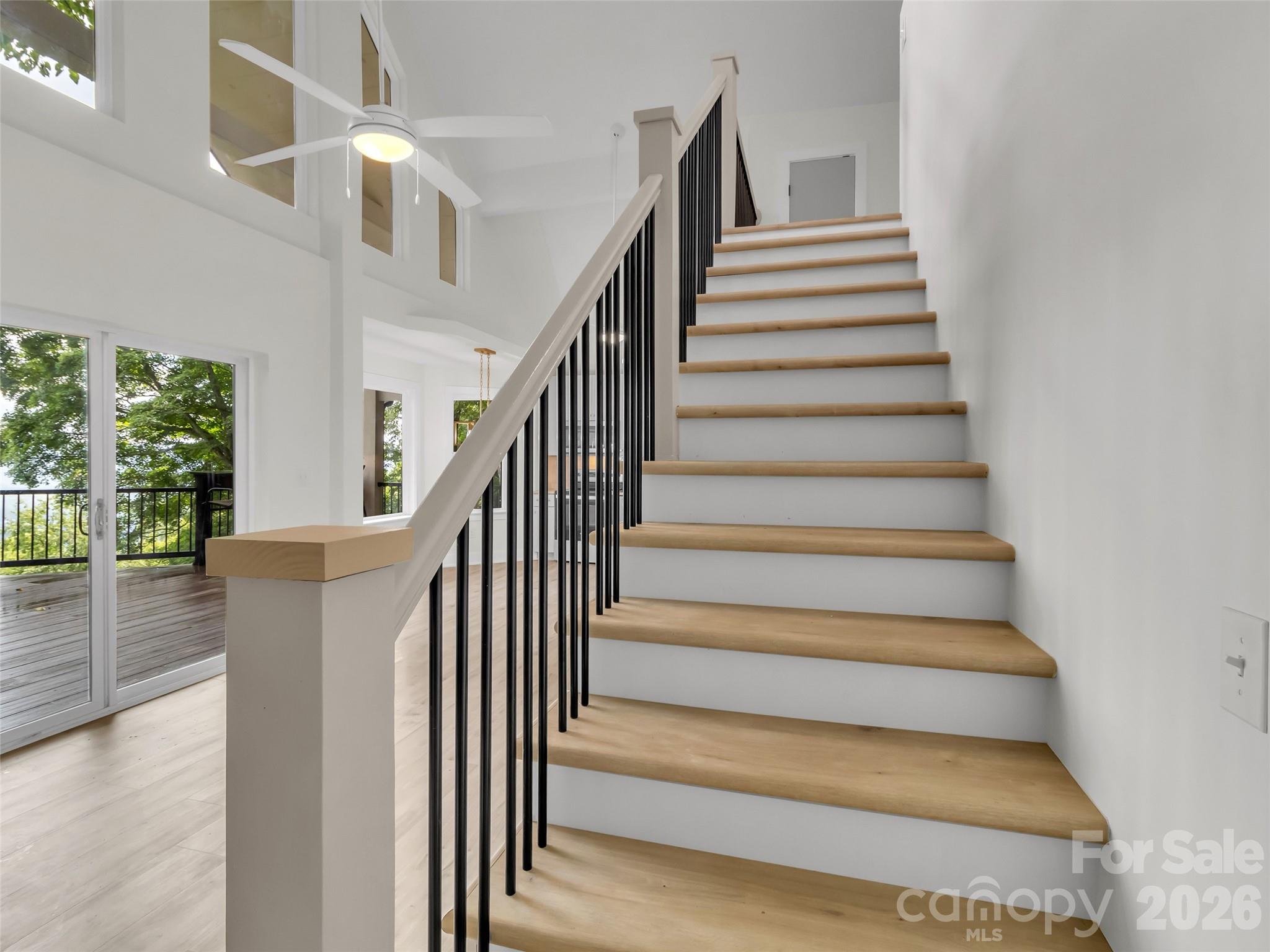 1551 Apple Creek Road — Waynesville