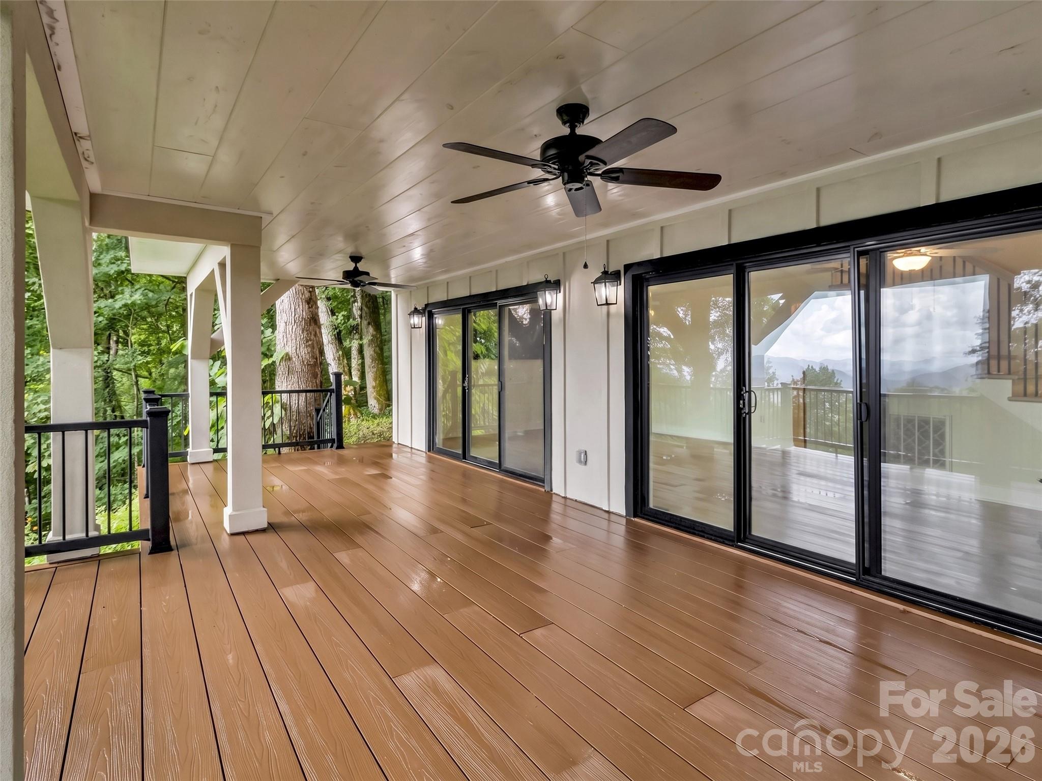 1551 Apple Creek Road — Waynesville