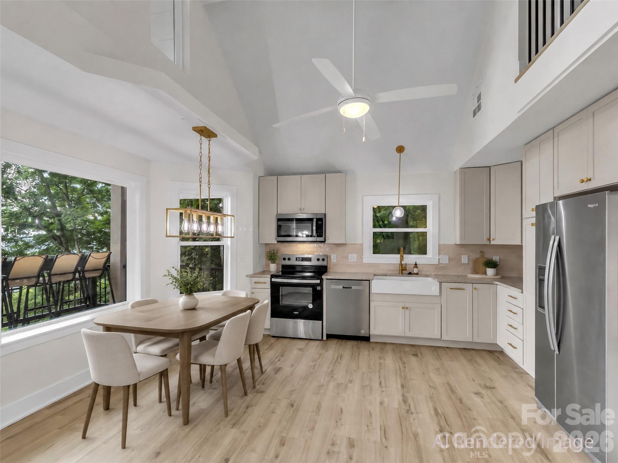 1551 Apple Creek Road — Waynesville