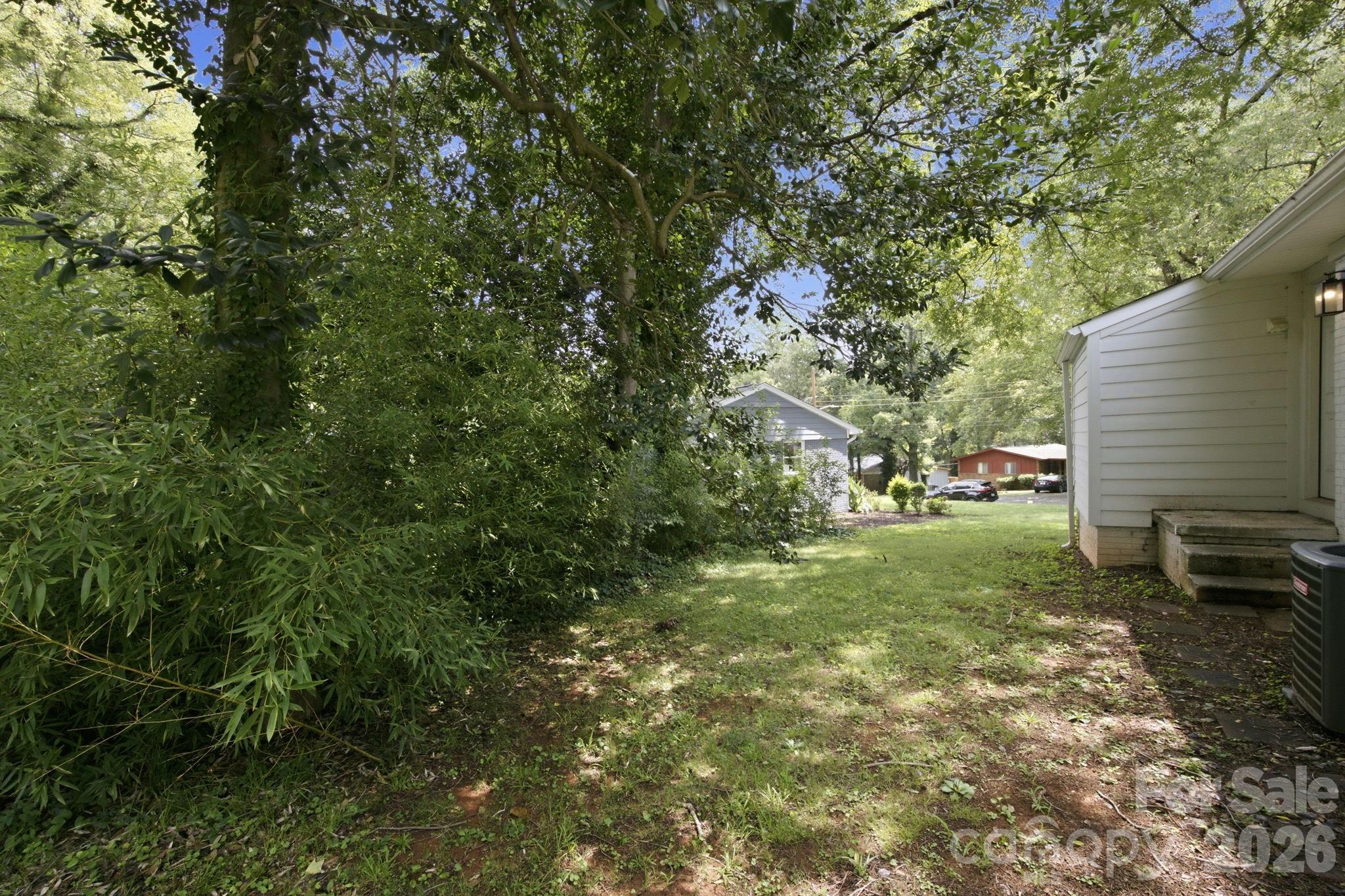 2700 Ravencroft Drive — Charlotte