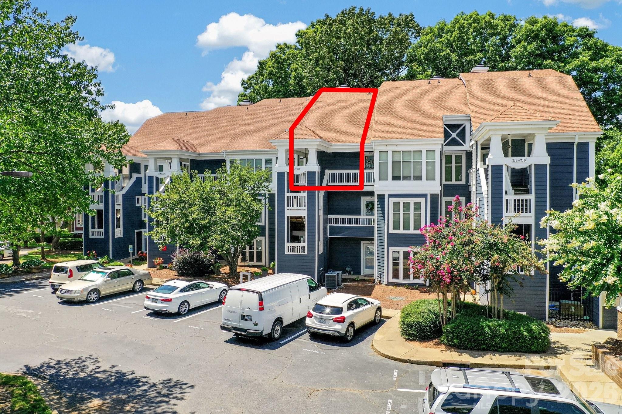 712 Southwest Drive — Davidson