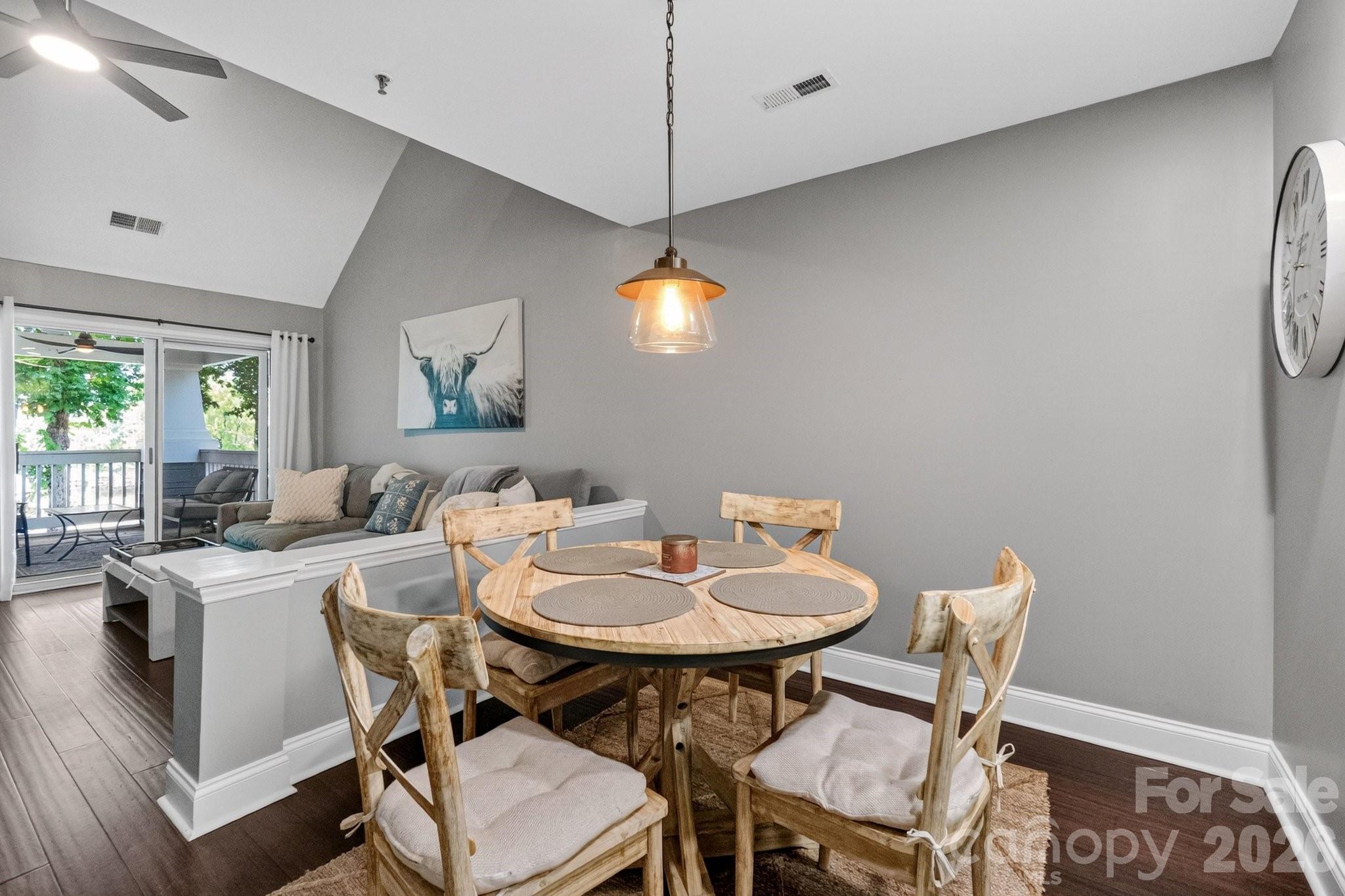 712 Southwest Drive — Davidson