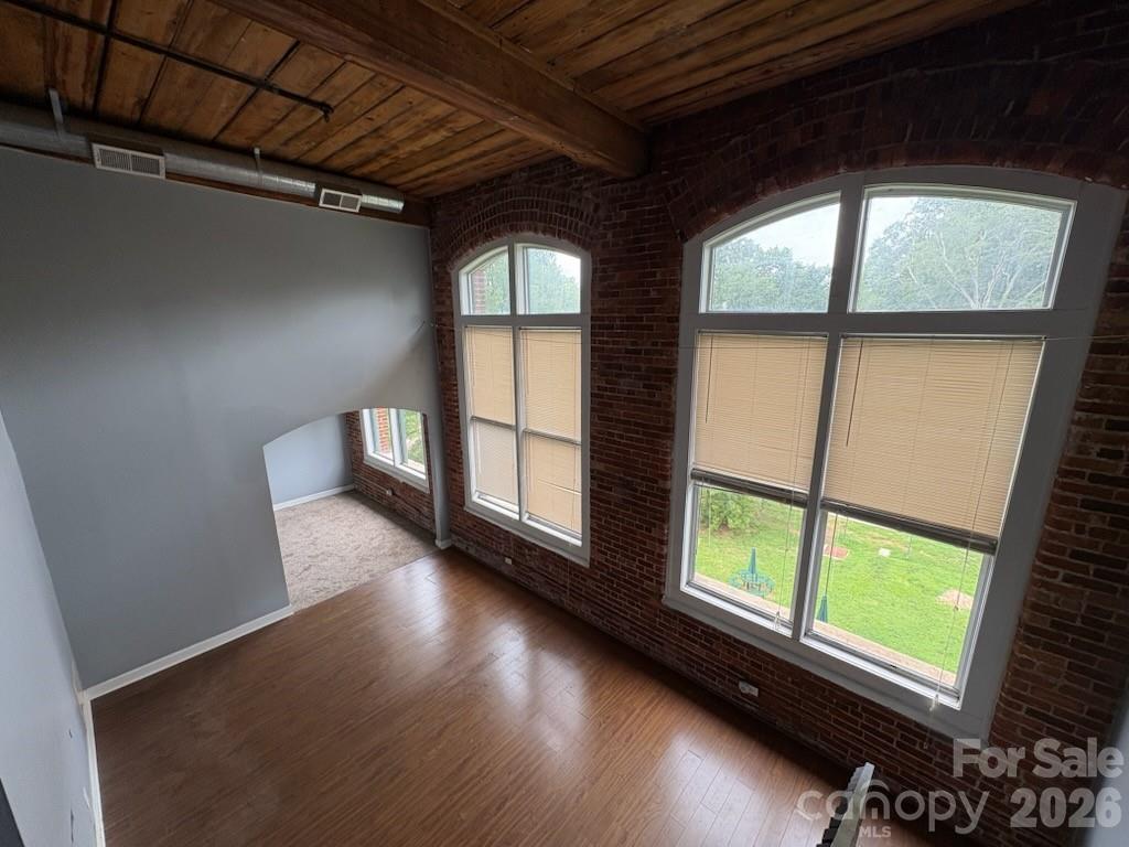 201 S Hoskins Road #318 — Charlotte