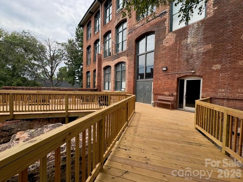 201 S Hoskins Road #318 — Charlotte