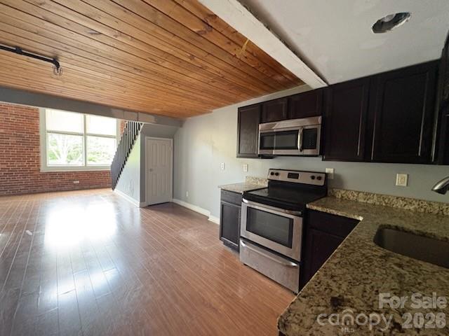 201 S Hoskins Road #318 — Charlotte