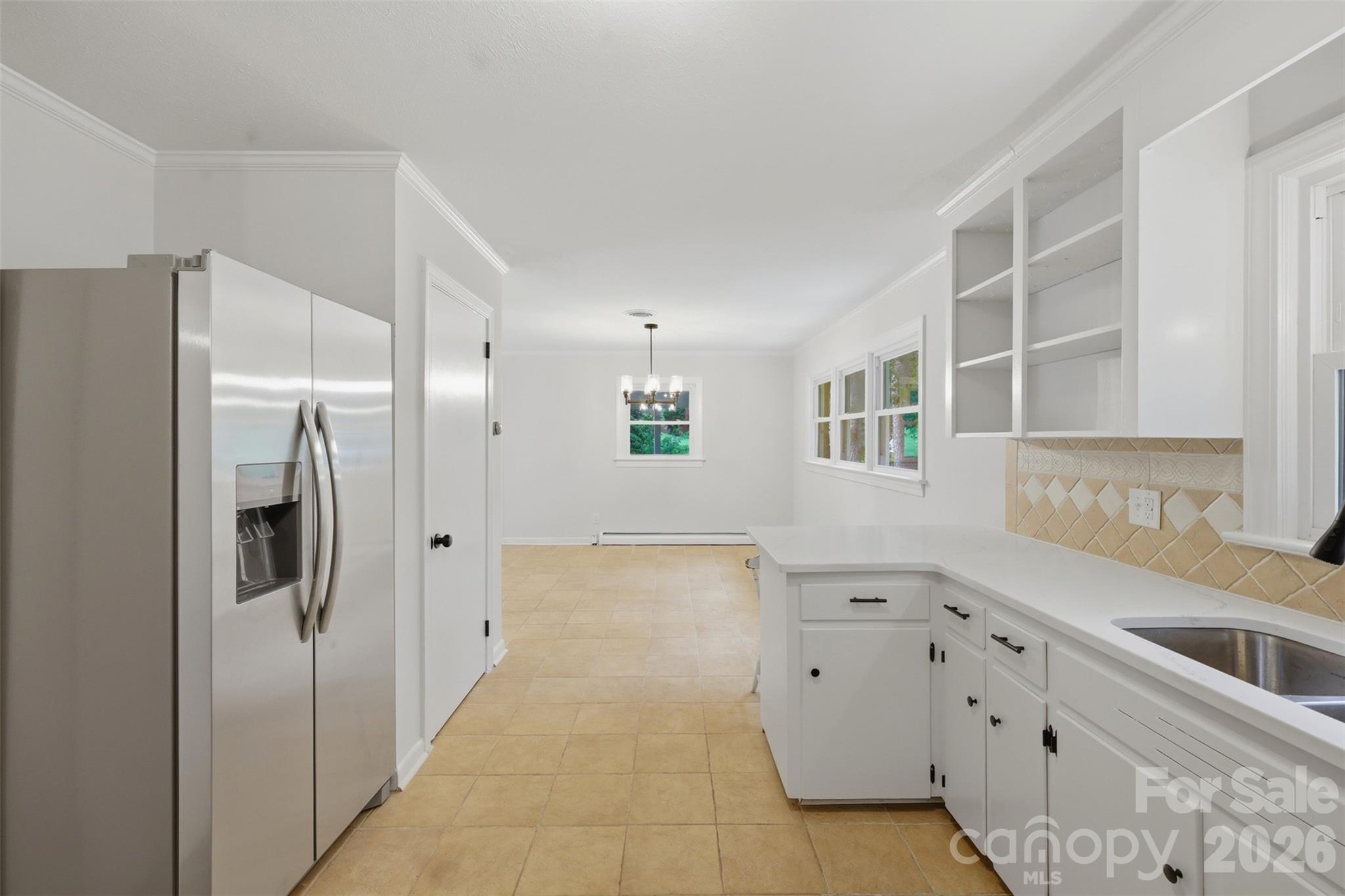 401 S East End Avenue — Statesville