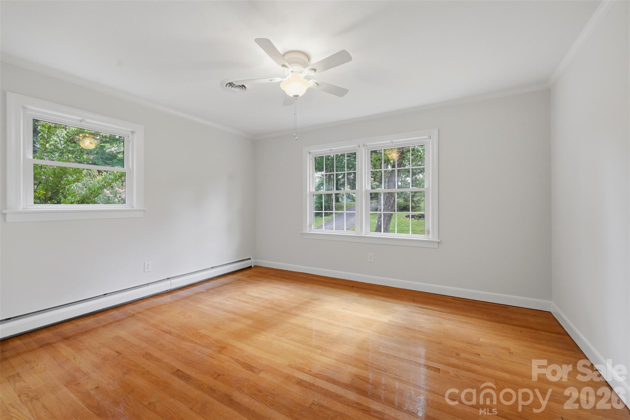 401 S East End Avenue — Statesville