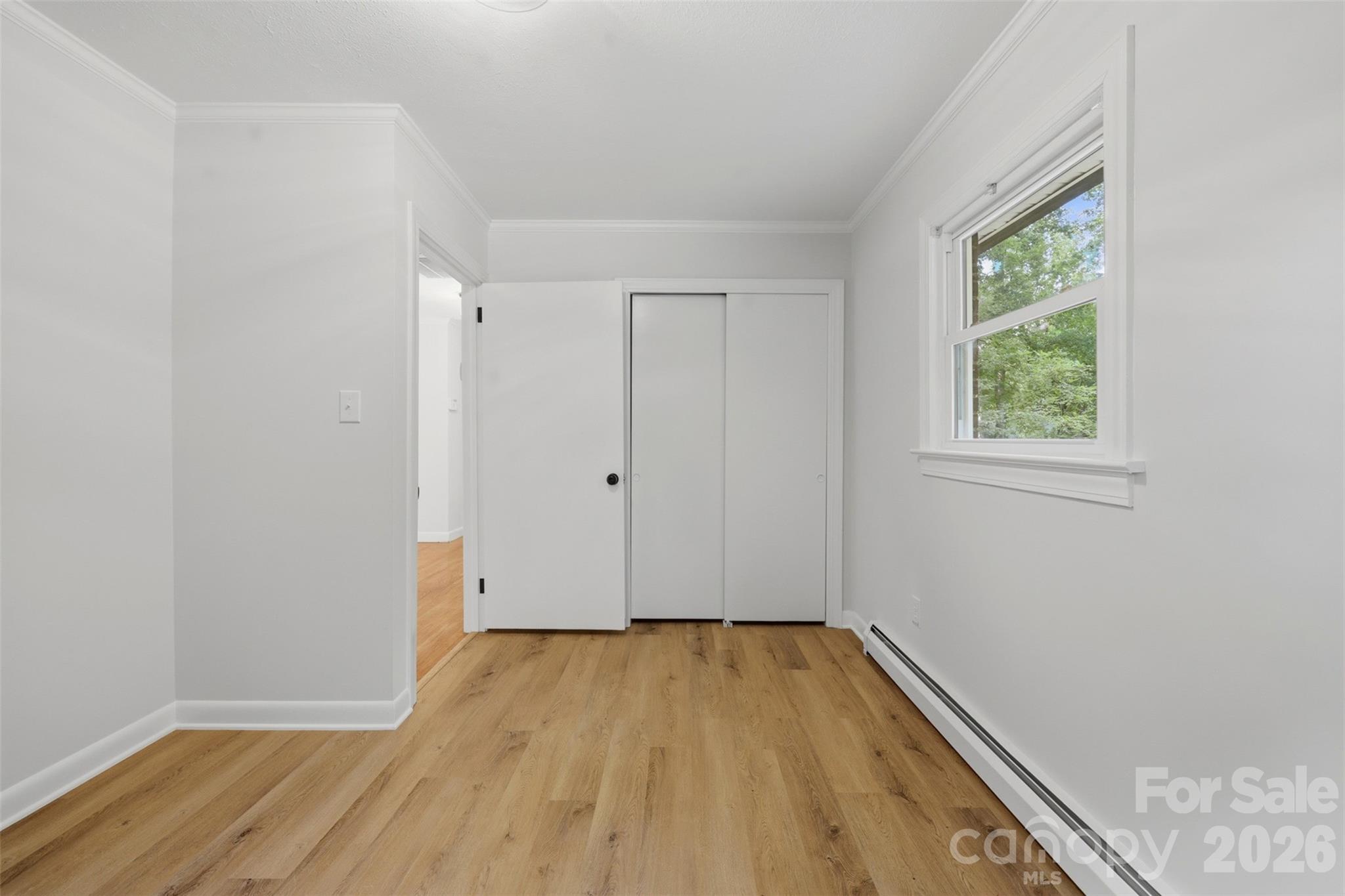 401 S East End Avenue — Statesville