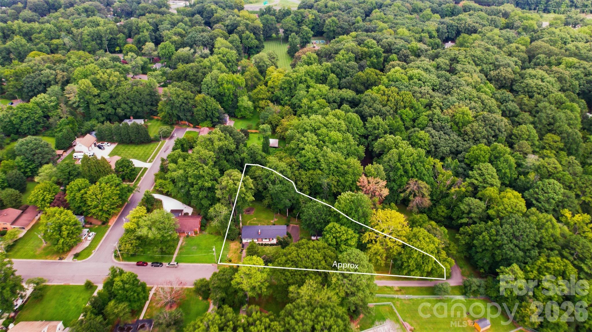 401 S East End Avenue — Statesville