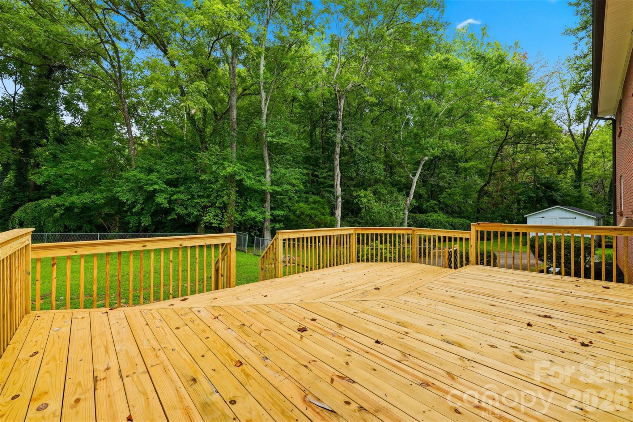 401 S East End Avenue — Statesville