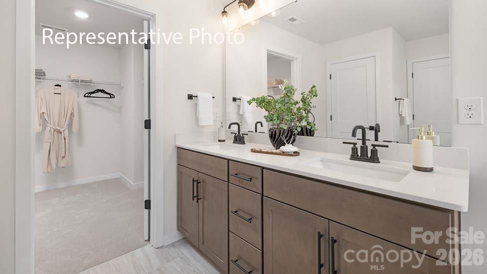 9209 Carver Avenue — Huntersville