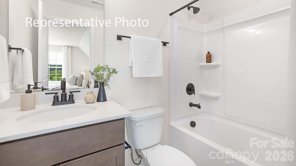 9209 Carver Avenue — Huntersville