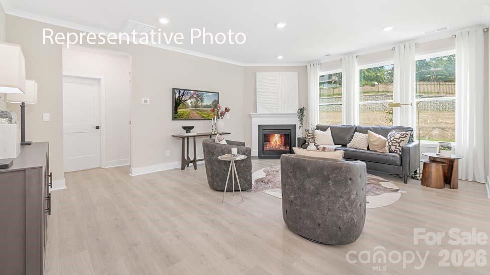 9209 Carver Avenue — Huntersville
