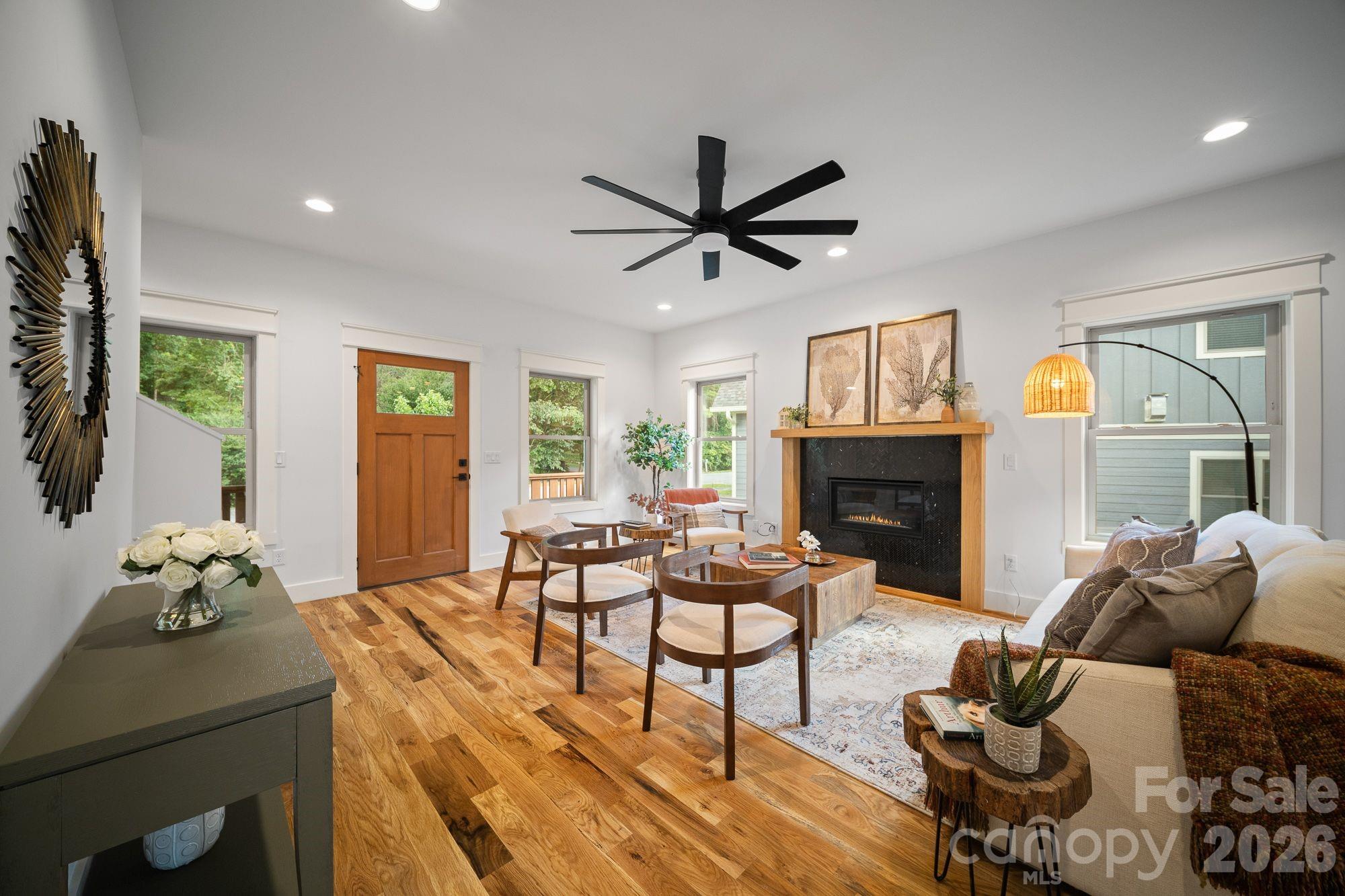58 Pinedale Road — Asheville
