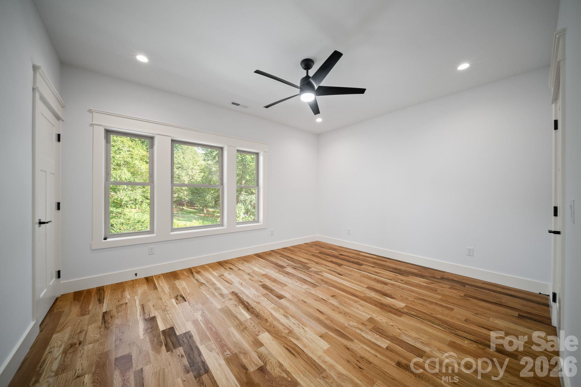 58 Pinedale Road — Asheville