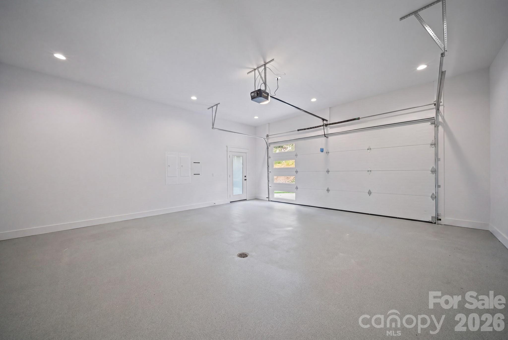 58 Pinedale Road — Asheville