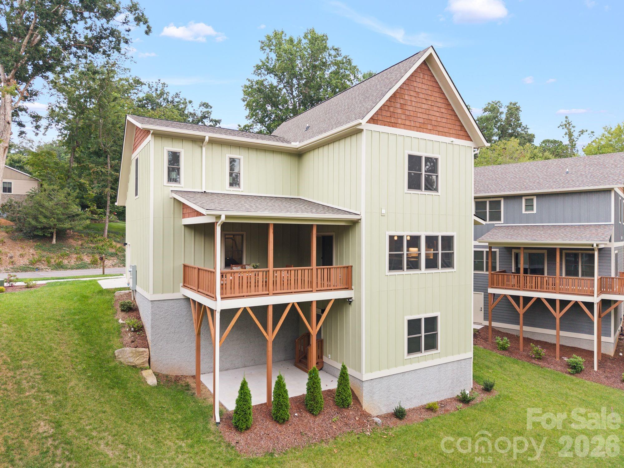58 Pinedale Road — Asheville
