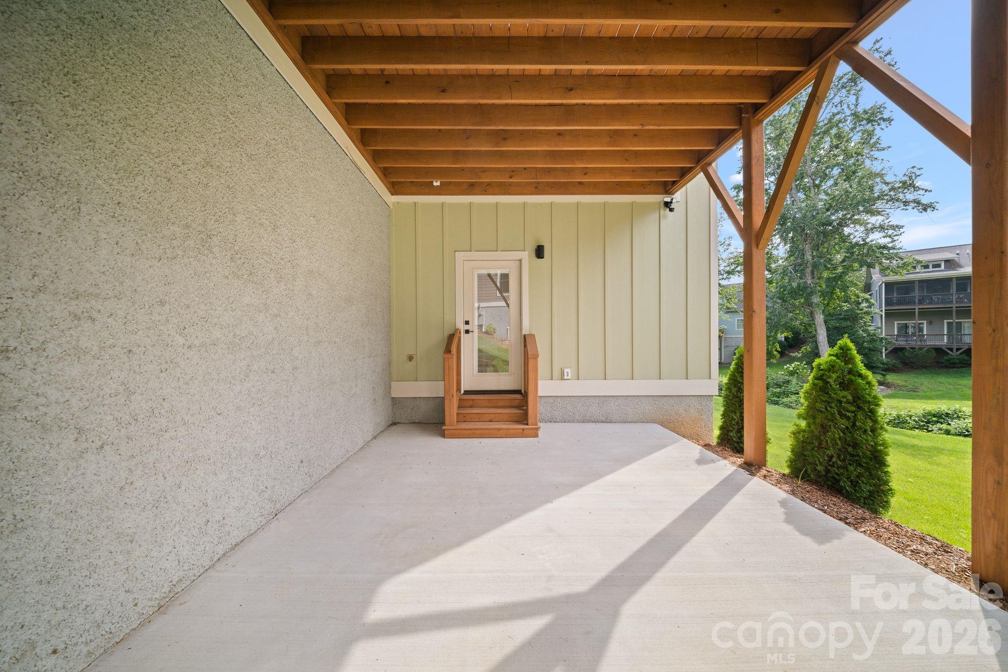58 Pinedale Road — Asheville