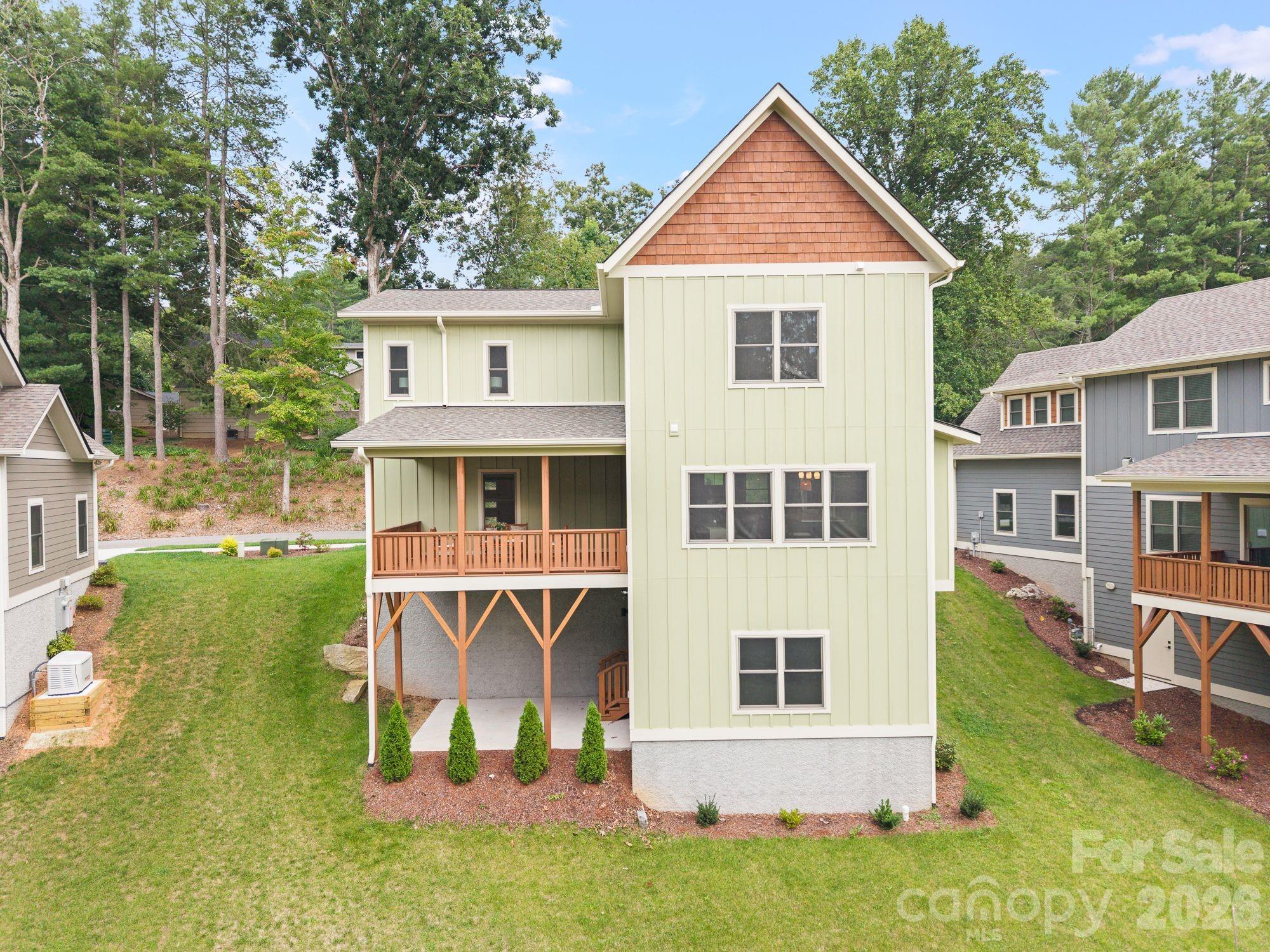 58 Pinedale Road — Asheville