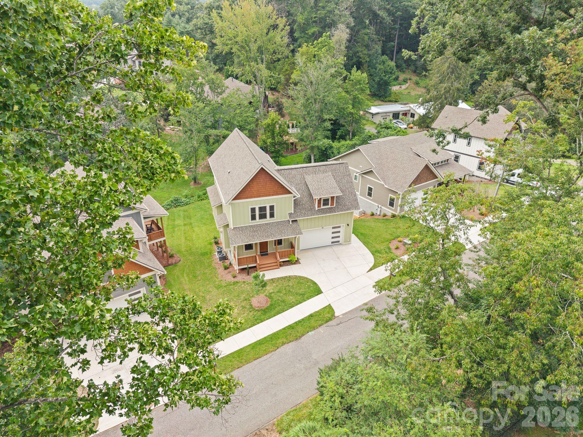 58 Pinedale Road — Asheville