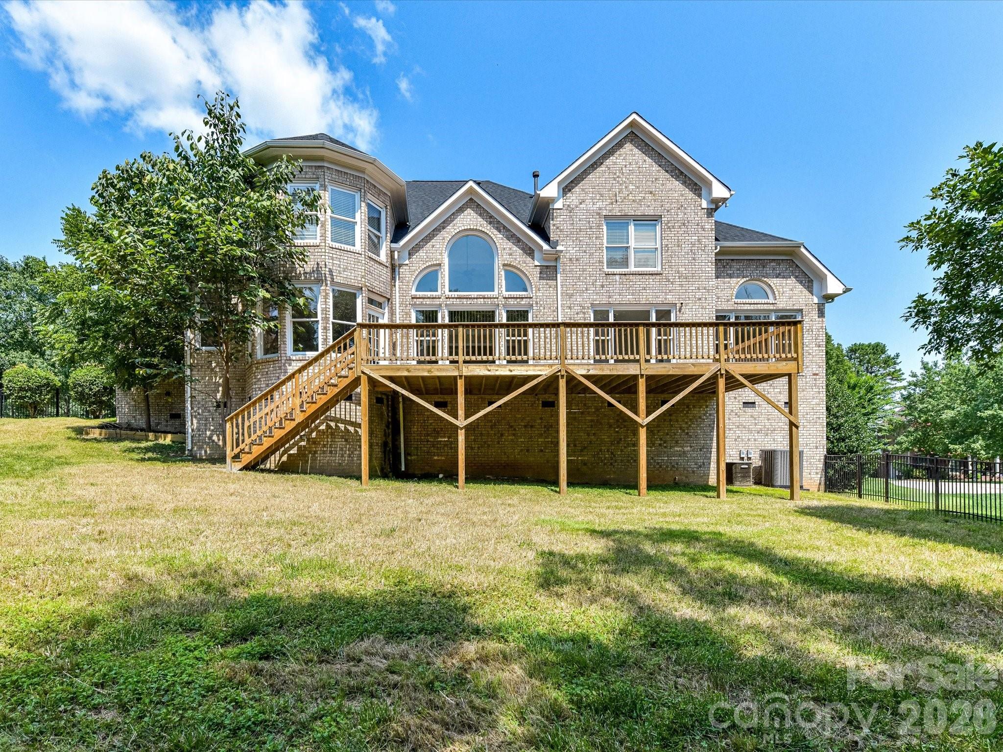 447 Three Greens Drive — Huntersville