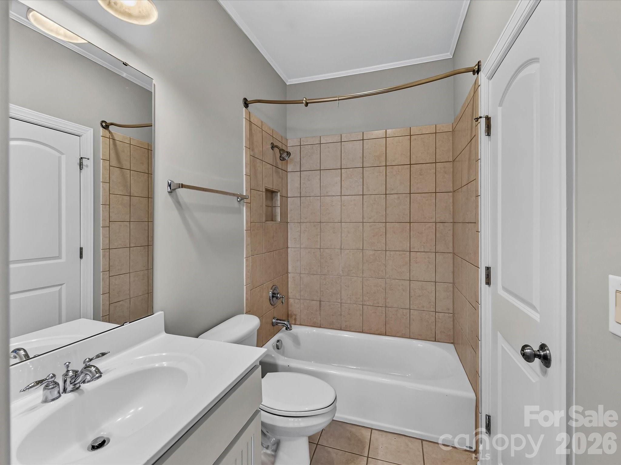 447 Three Greens Drive — Huntersville