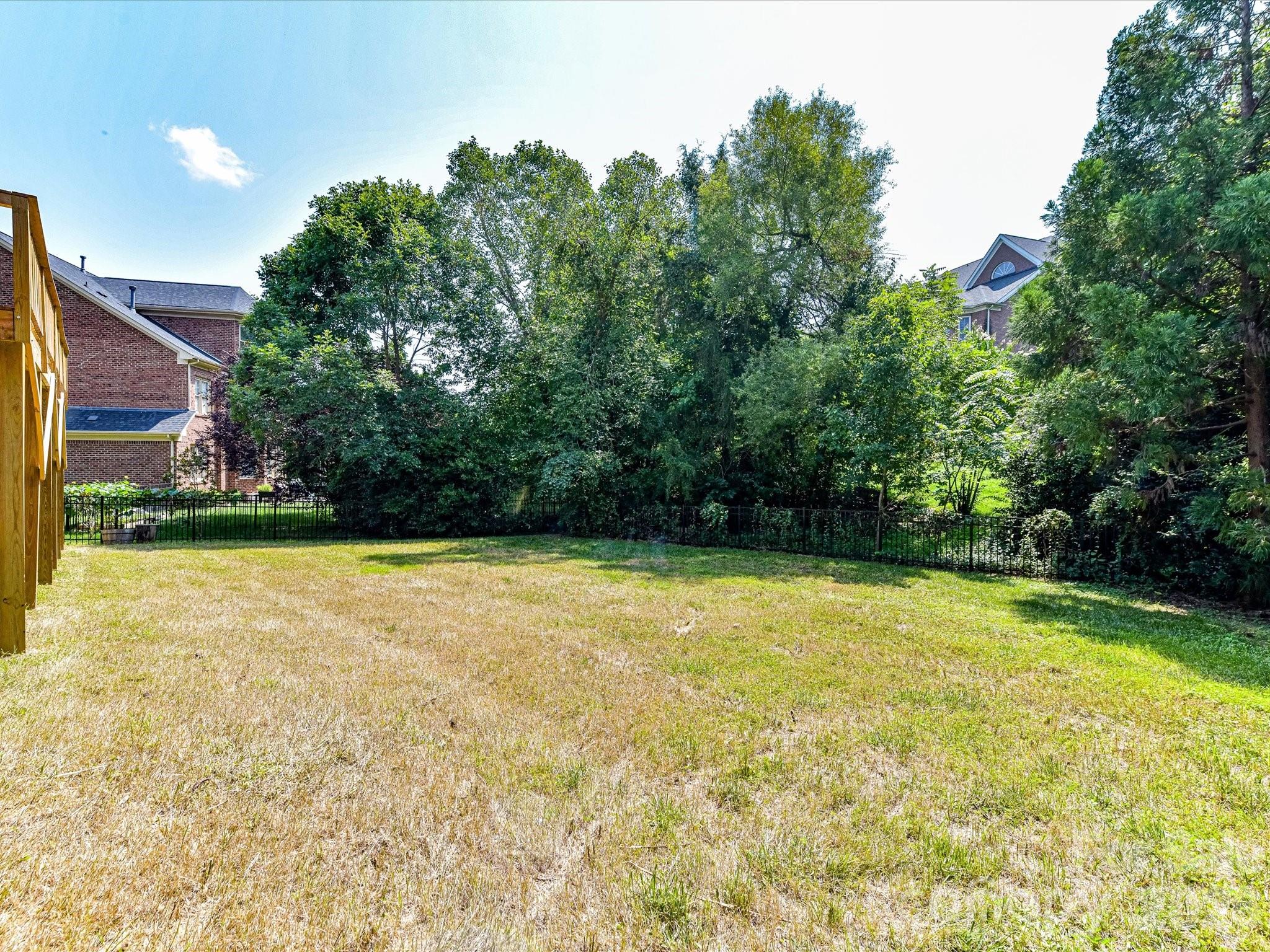 447 Three Greens Drive — Huntersville