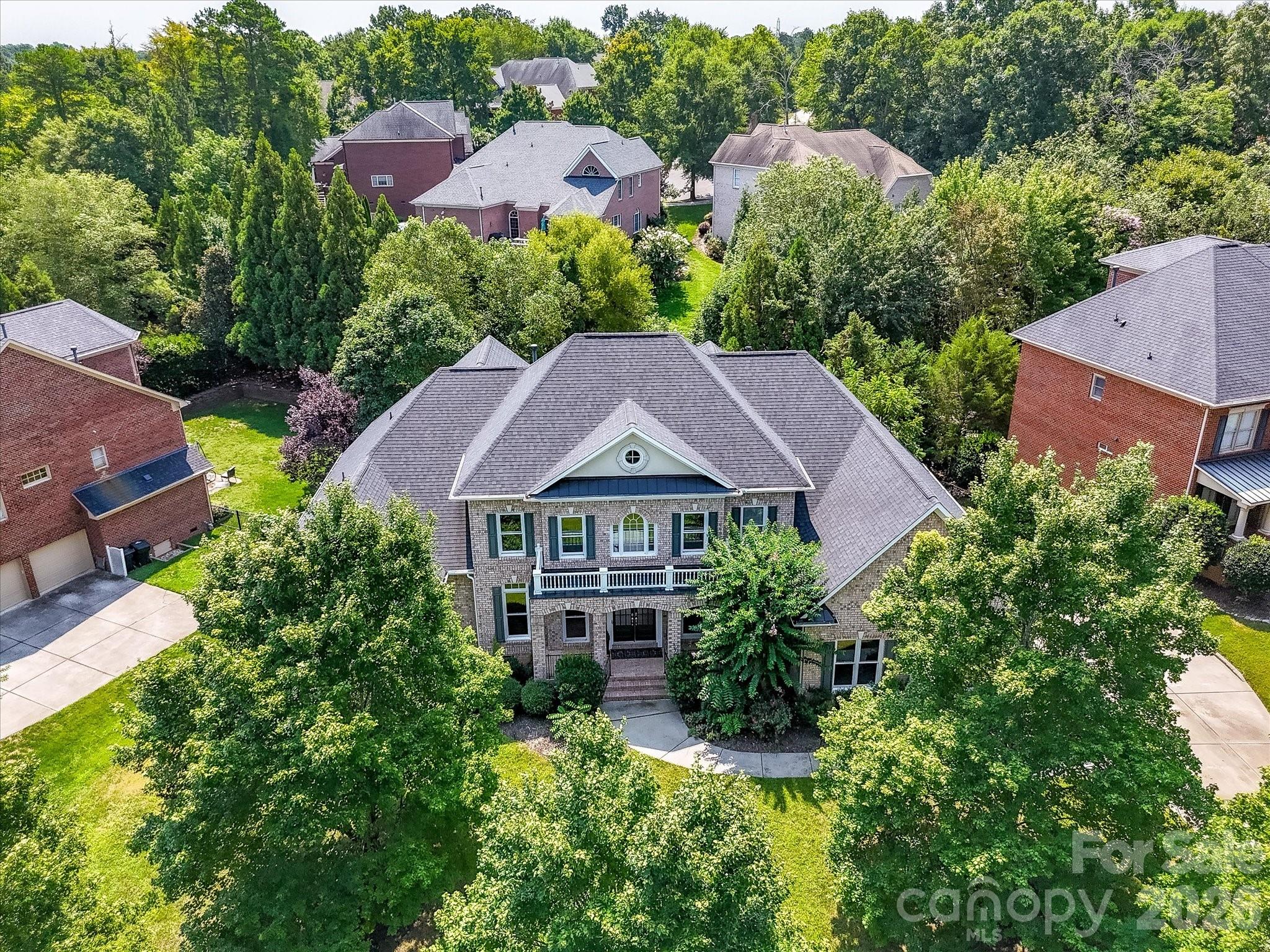 447 Three Greens Drive — Huntersville
