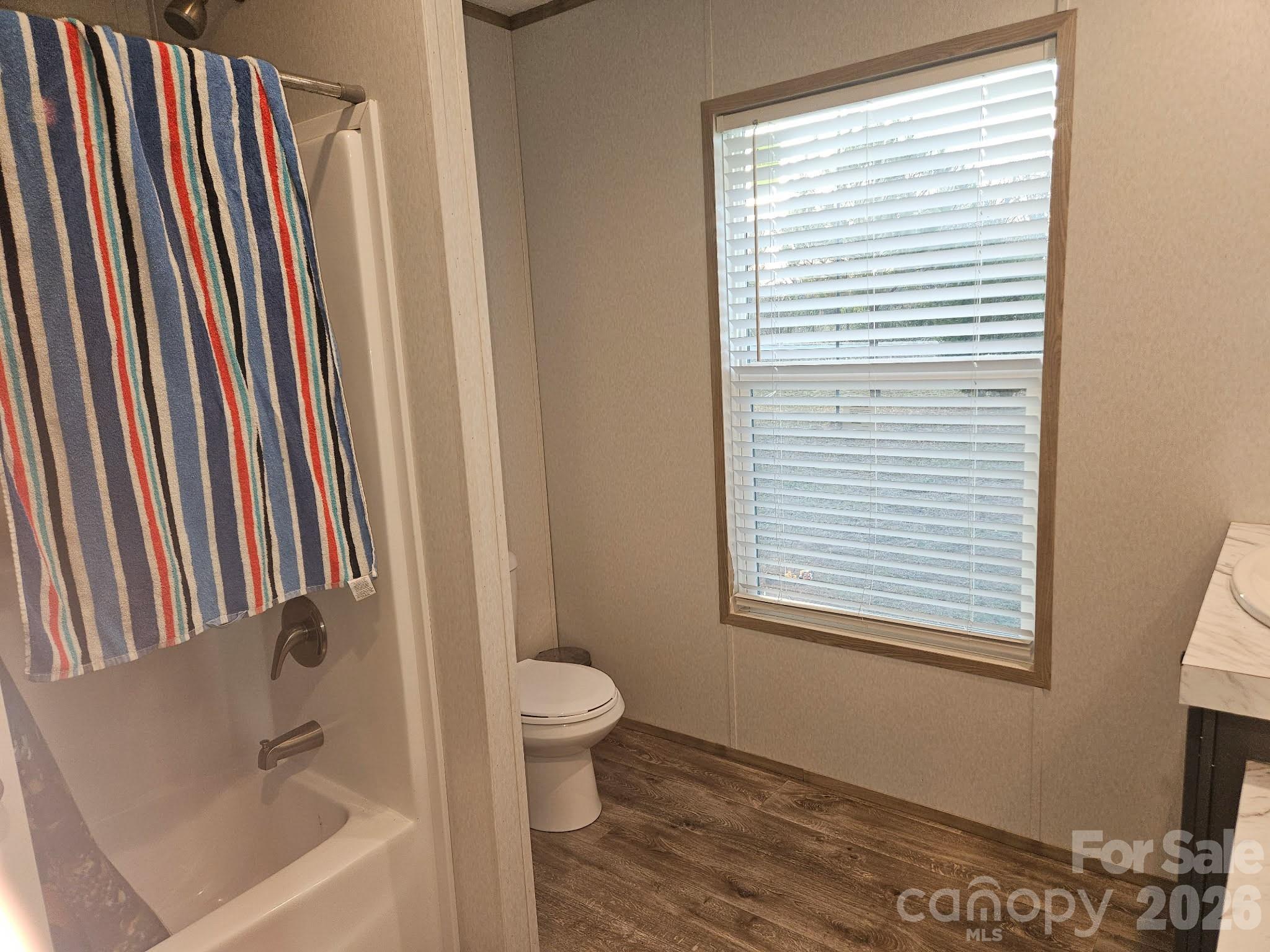 859 Henry Jenkins Road — Mooresboro