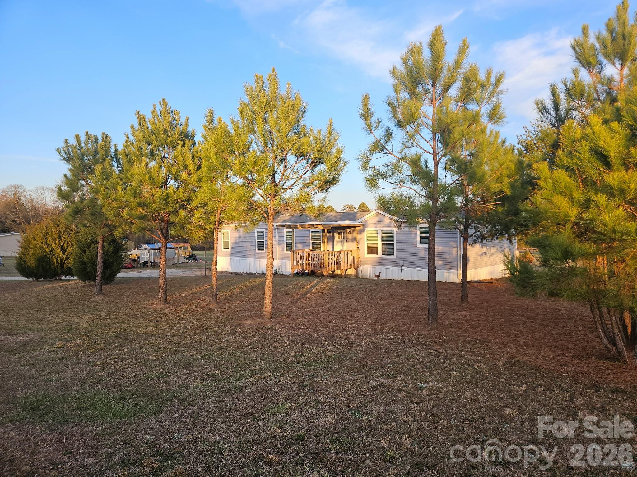 859 Henry Jenkins Road — Mooresboro