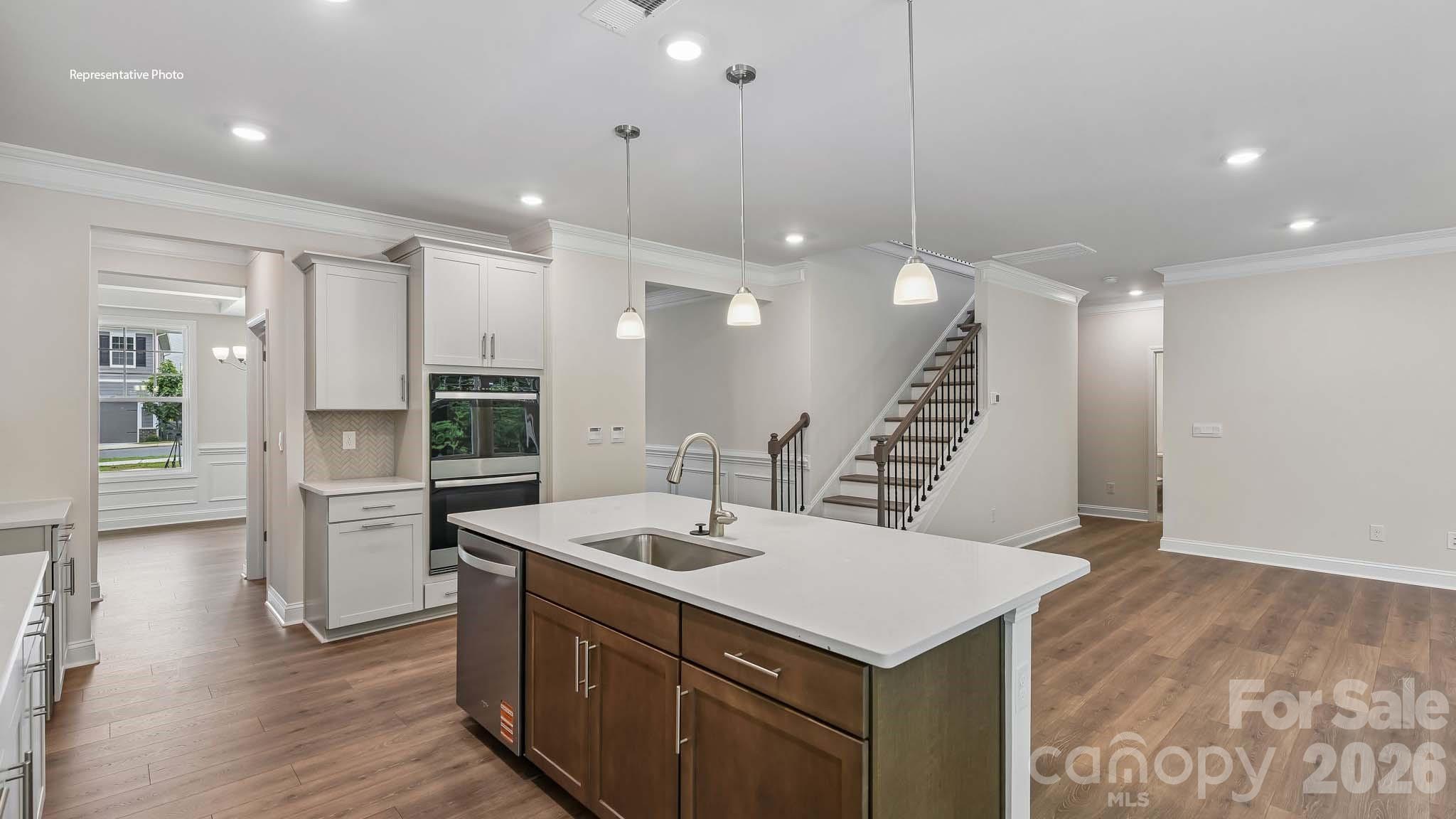 9123 Carver Avenue — Huntersville