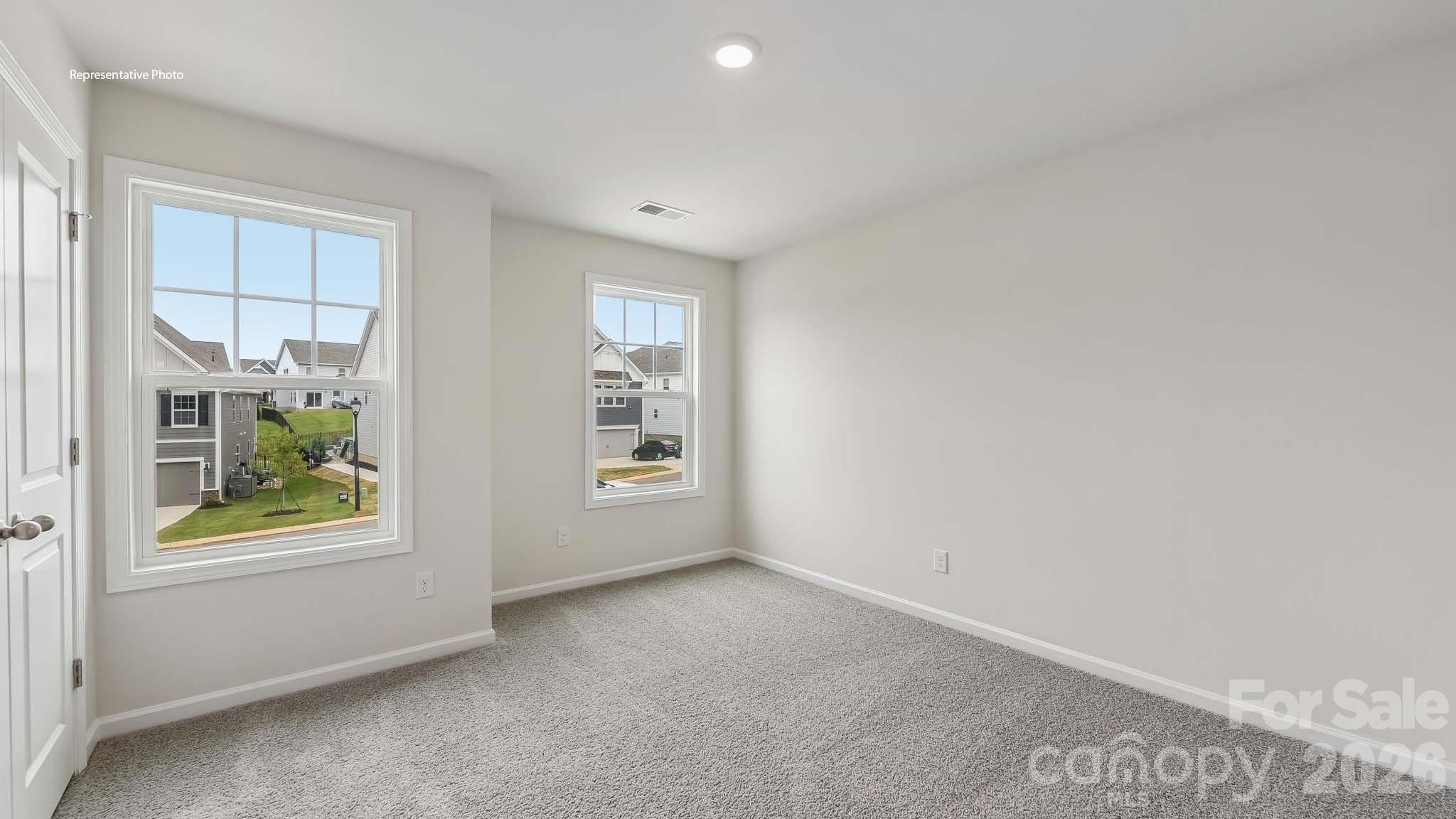 9123 Carver Avenue — Huntersville