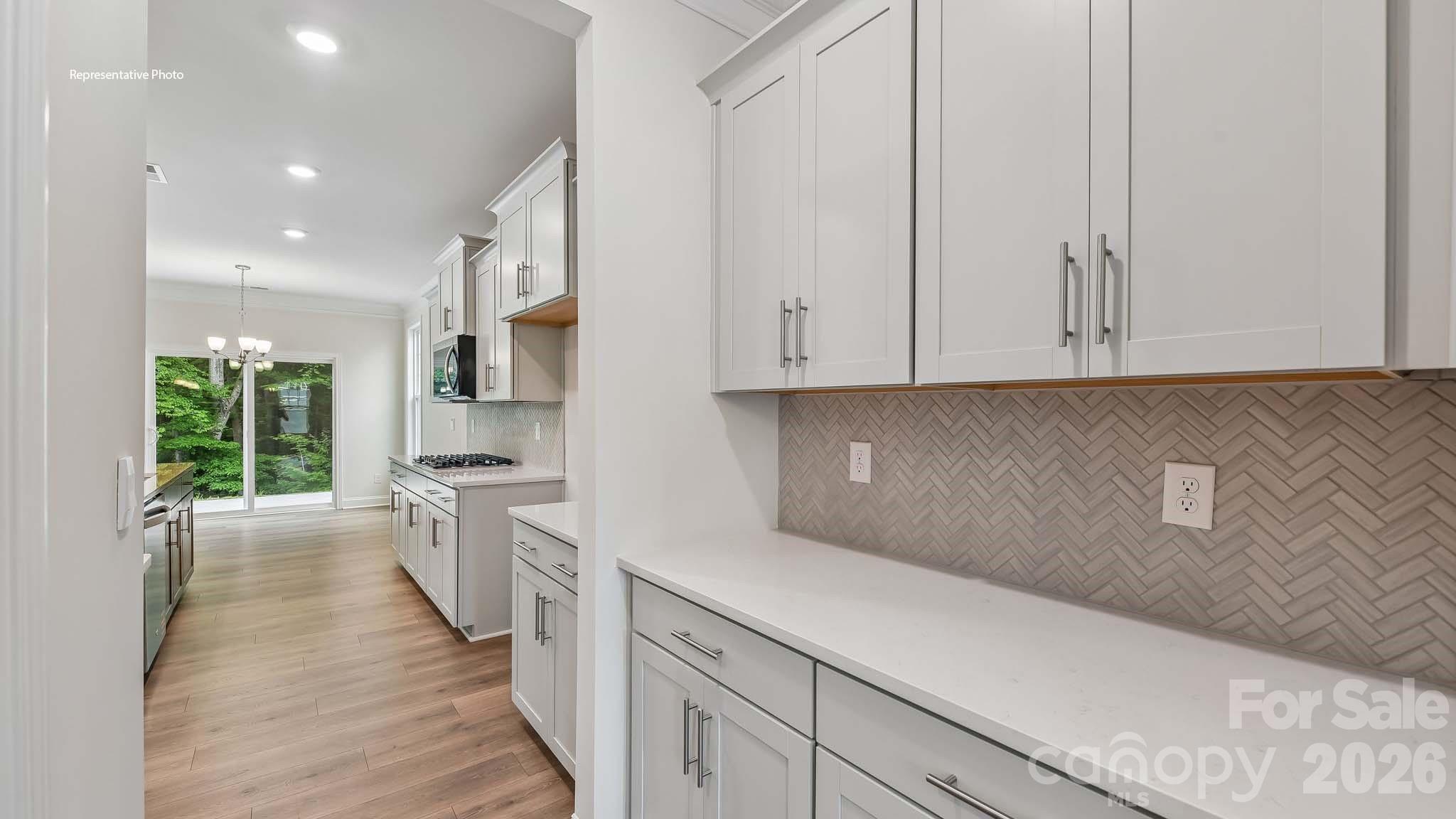 9123 Carver Avenue — Huntersville