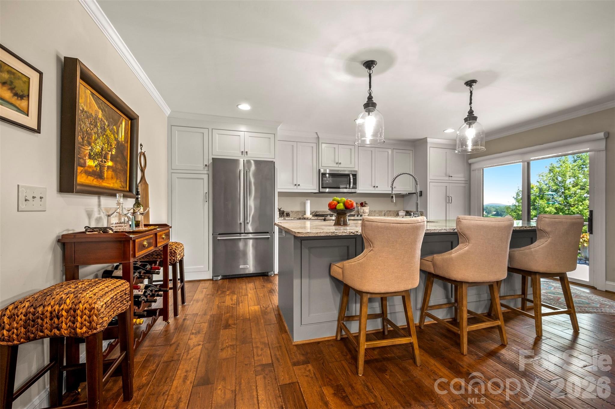 77 Chestnut Street #305 — Tryon